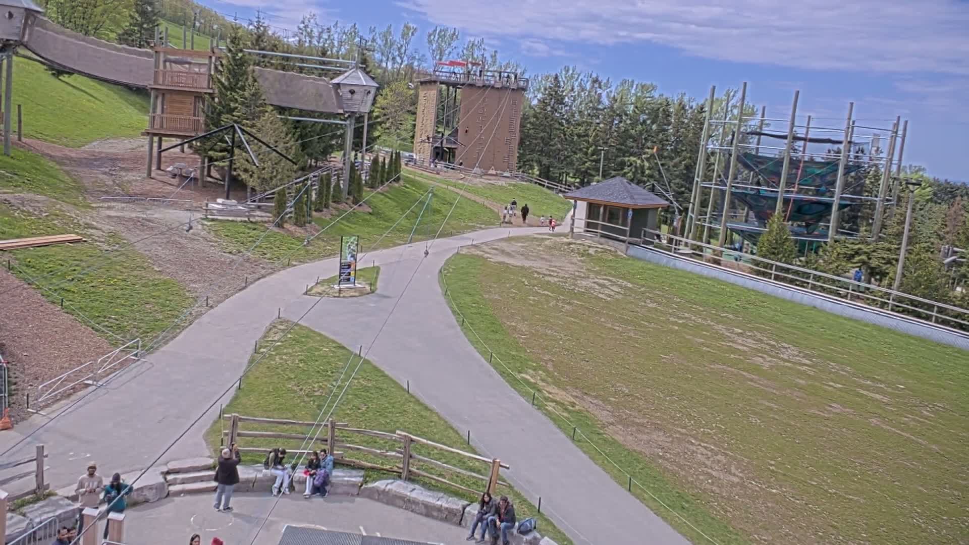 Blue Mountain Village Hotel Area & Collingwood City Skyline Live Cam - Collingwood, Blue Mountains, Simcoe, Ontario, Canada