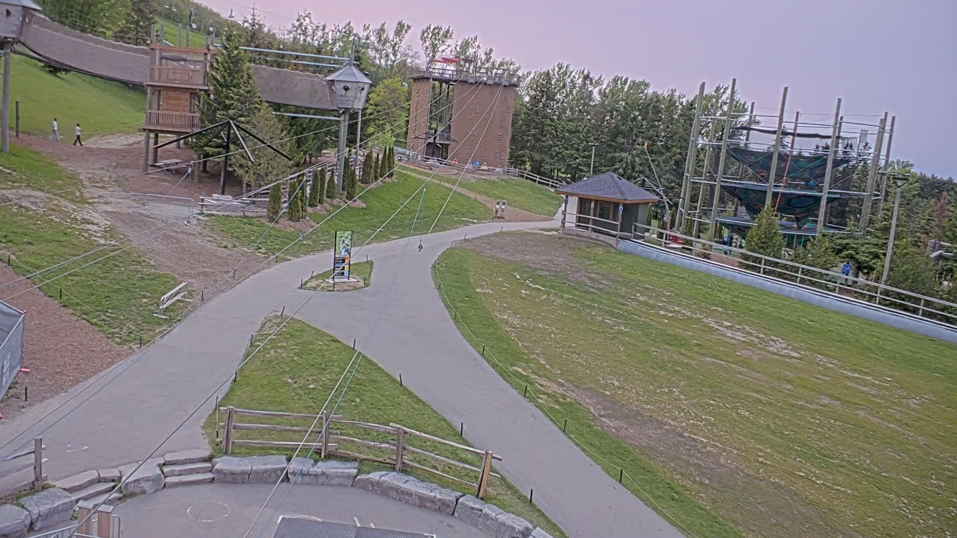 Blue Mountain Village Hotel Area & Collingwood City Skyline Live Cam - Collingwood, Blue Mountains, Simcoe, Ontario, Canada