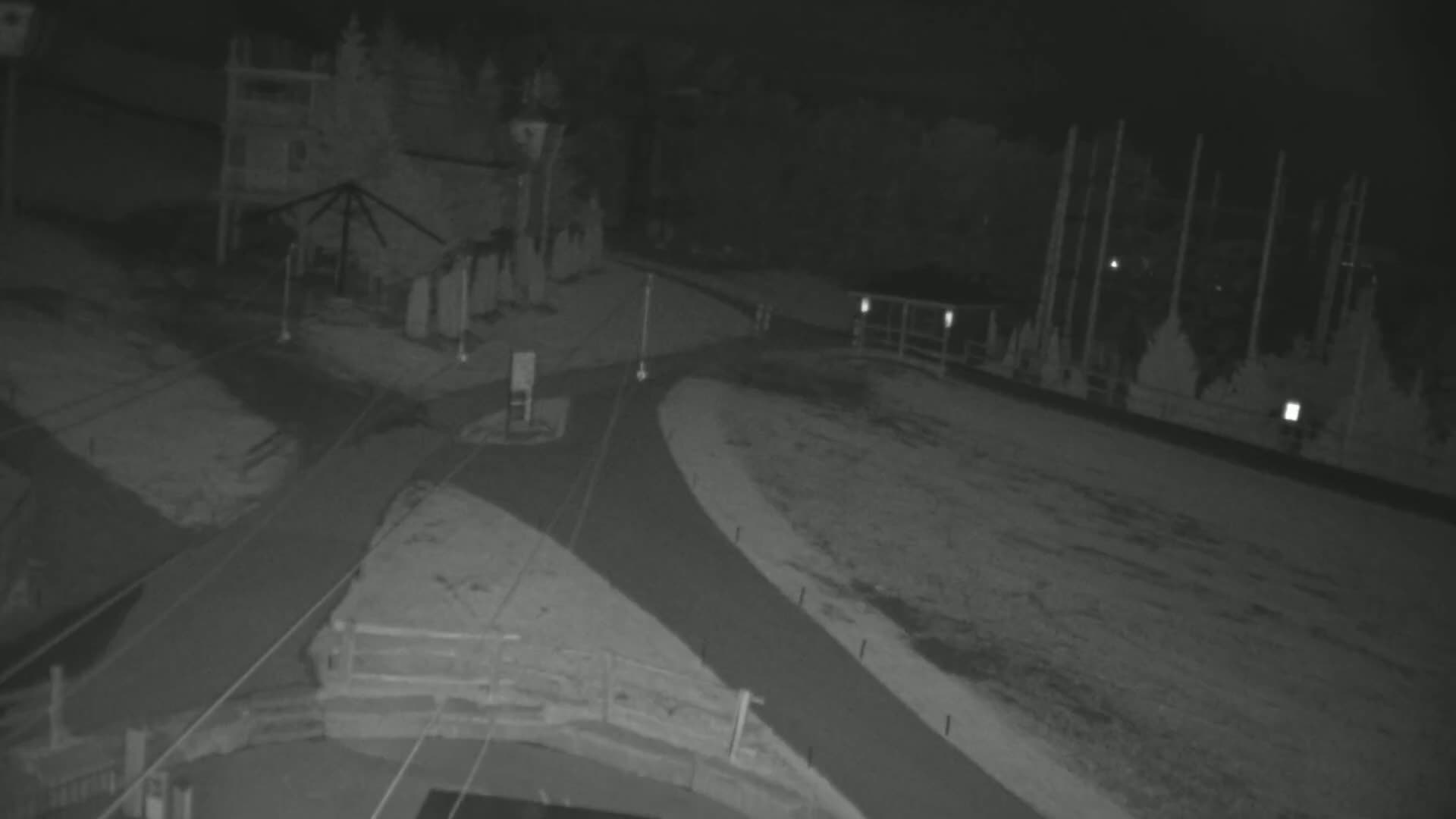 Blue Mountain Village Hotel Area & Collingwood City Skyline Live Cam - Collingwood, Blue Mountains, Simcoe, Ontario, Canada