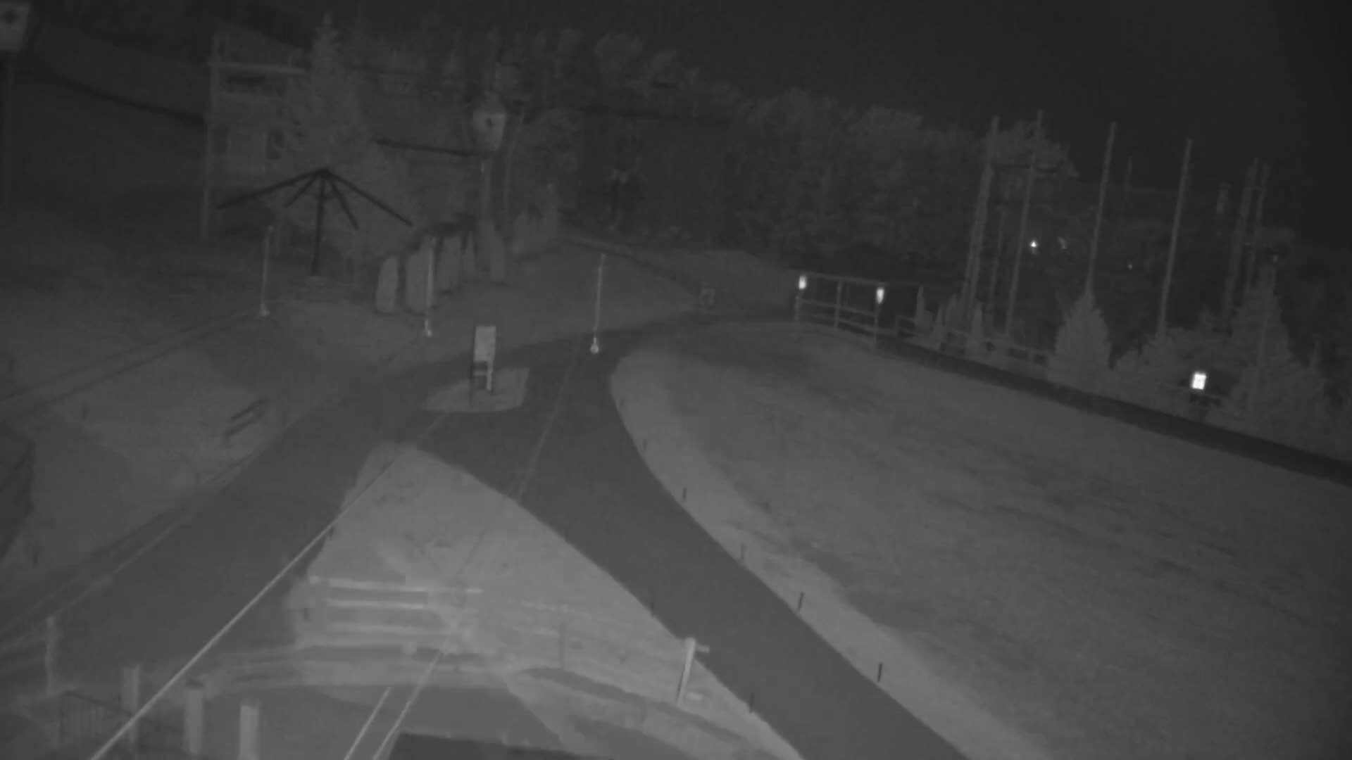 Blue Mountain Village Hotel Area & Collingwood City Skyline Live Cam - Collingwood, Blue Mountains, Simcoe, Ontario, Canada