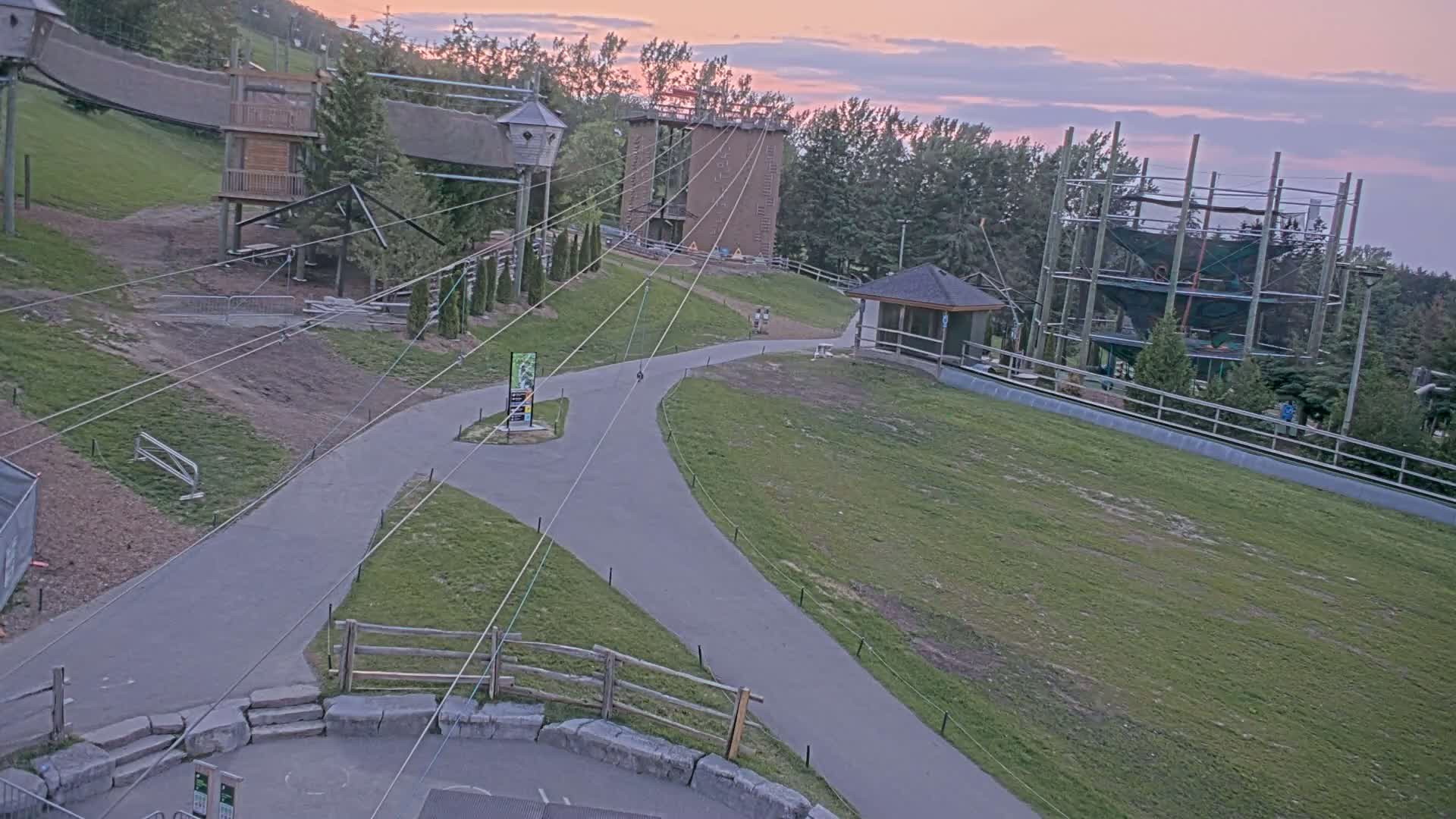 Blue Mountain Village Hotel Area & Collingwood City Skyline Live Cam - Collingwood, Blue Mountains, Simcoe, Ontario, Canada