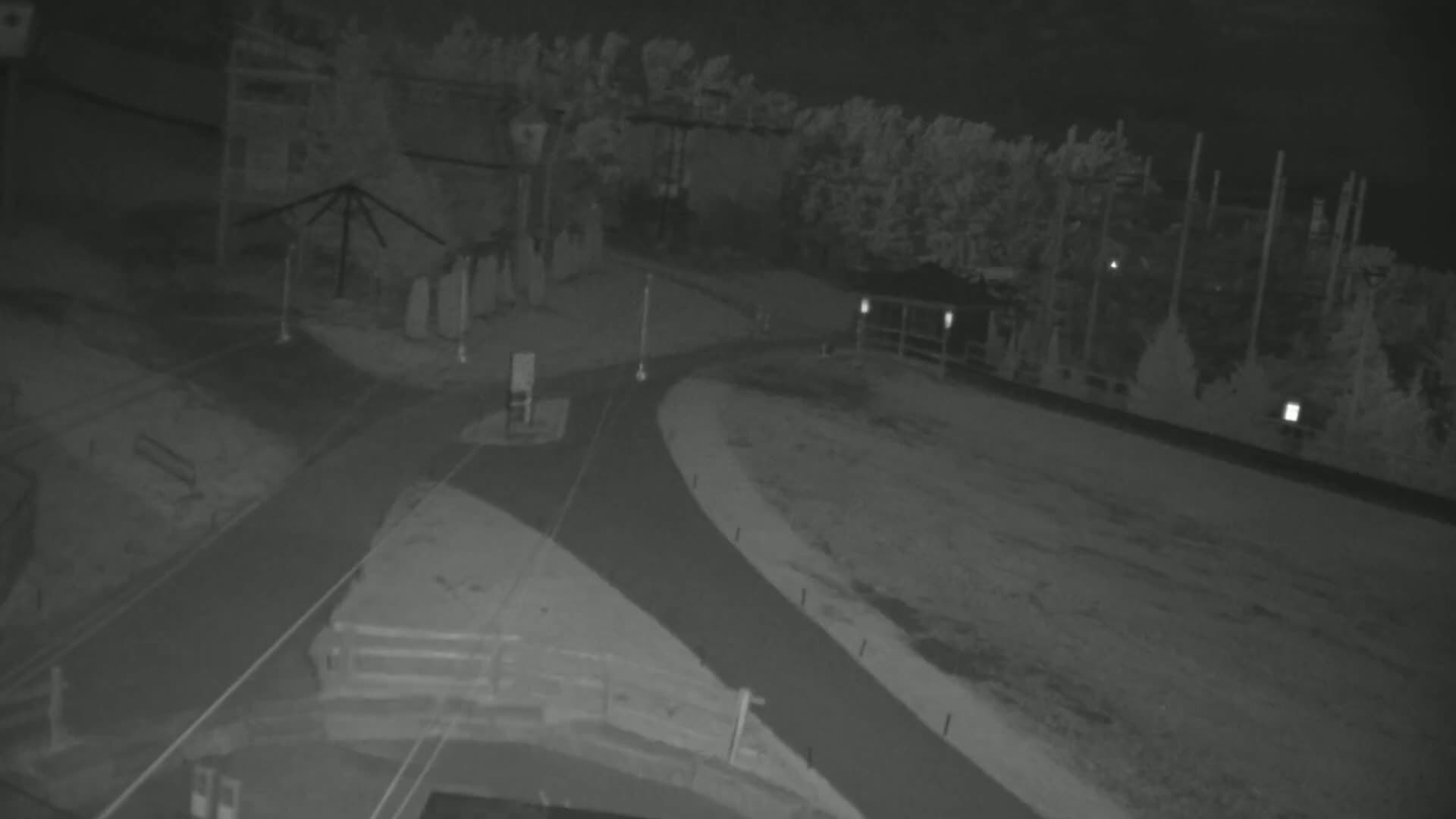 Blue Mountain Village Hotel Area & Collingwood City Skyline Live Cam - Collingwood, Blue Mountains, Simcoe, Ontario, Canada