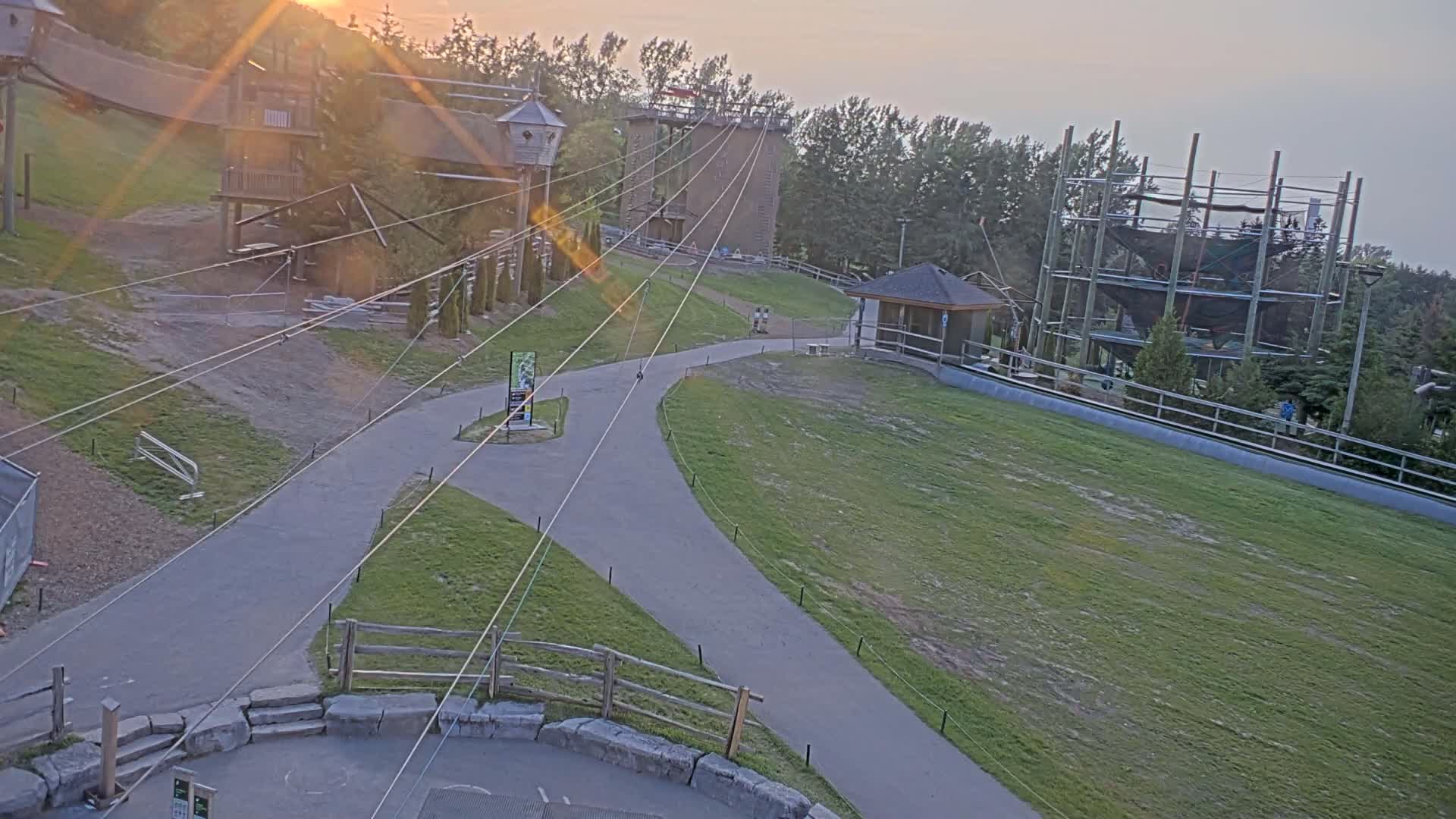 Blue Mountain Village Hotel Area & Collingwood City Skyline Live Cam - Collingwood, Blue Mountains, Simcoe, Ontario, Canada