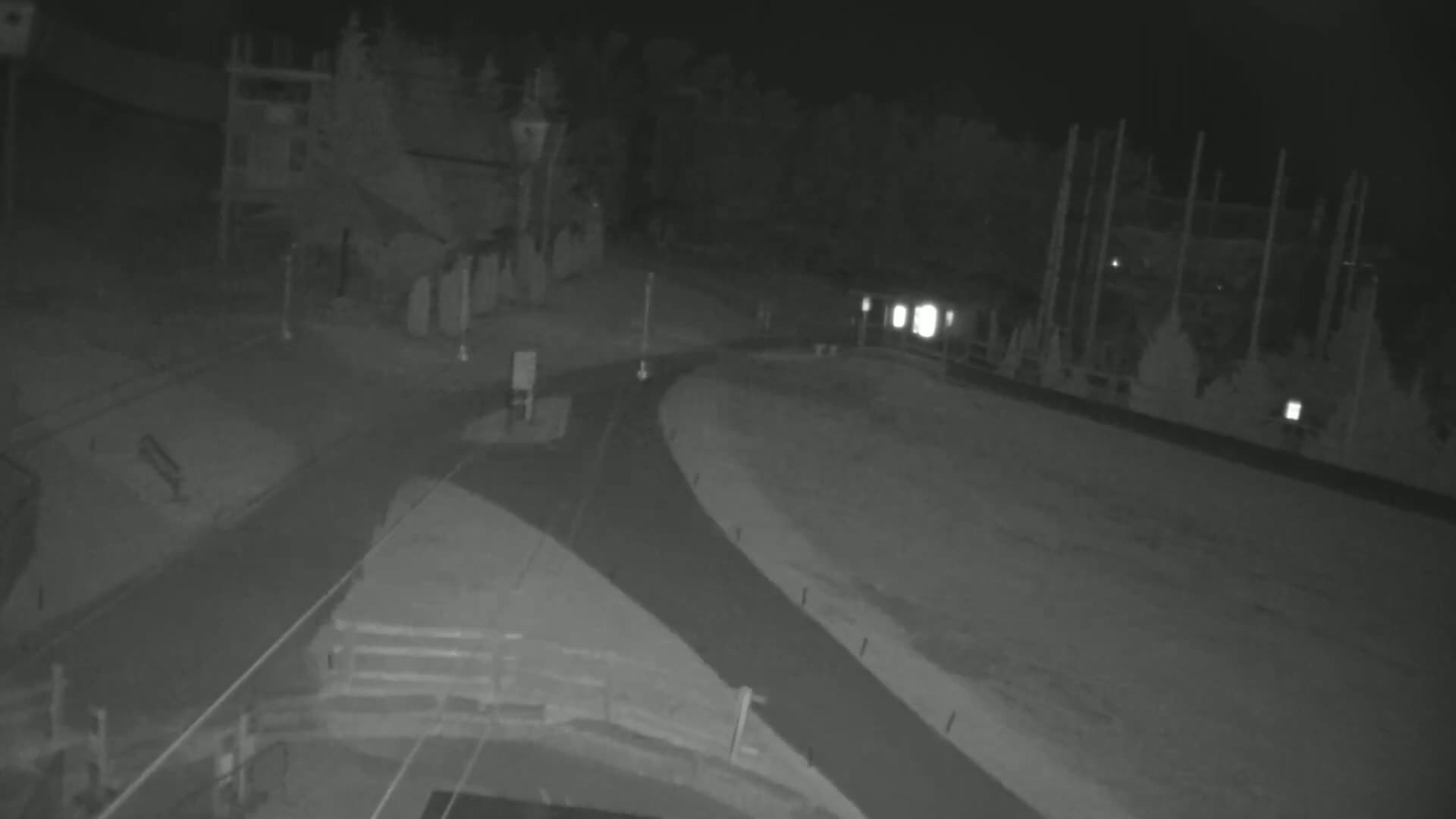 Blue Mountain Village Hotel Area & Collingwood City Skyline Live Cam - Collingwood, Blue Mountains, Simcoe, Ontario, Canada