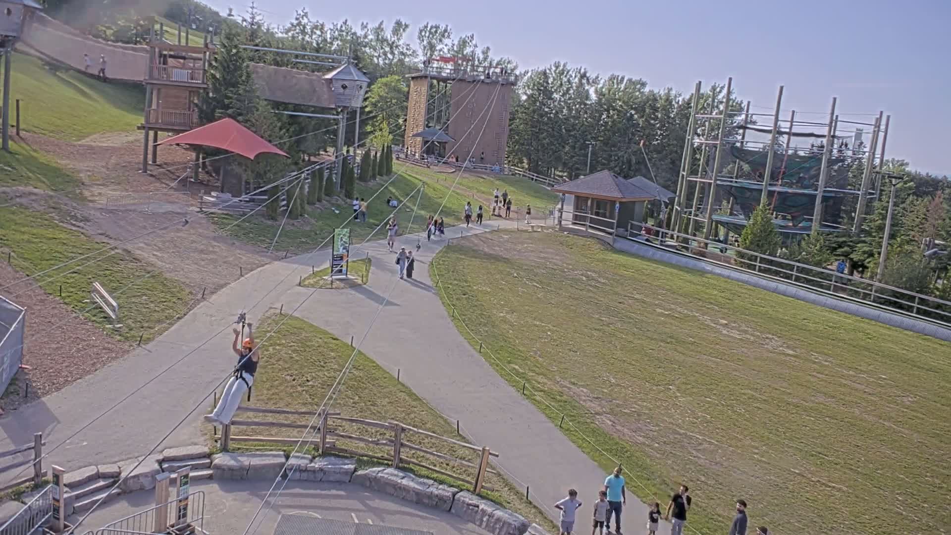 Blue Mountain Village Hotel Area & Collingwood City Skyline Live Cam - Collingwood, Blue Mountains, Simcoe, Ontario, Canada