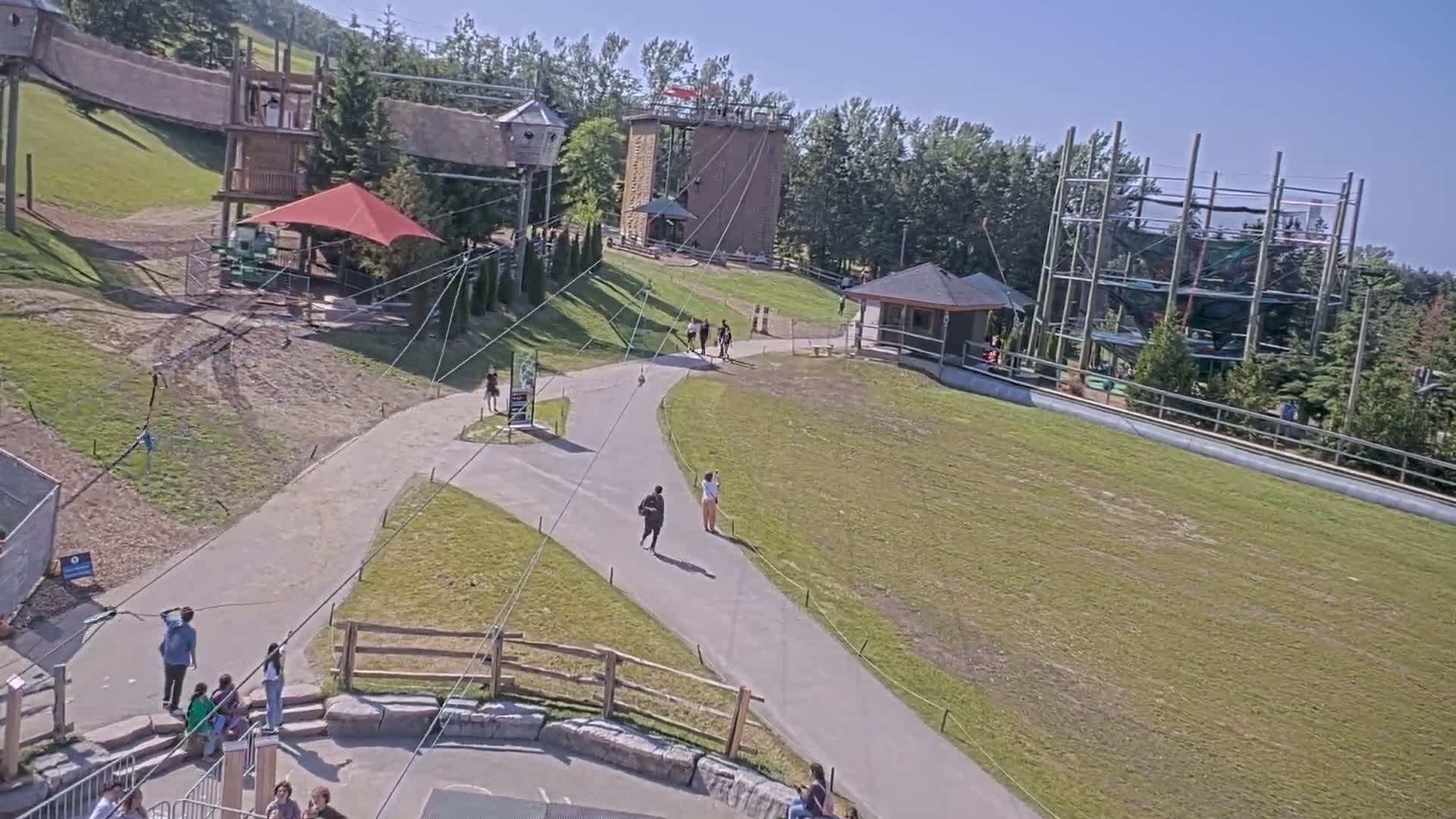 Blue Mountain Village Hotel Area & Collingwood City Skyline Live Cam - Collingwood, Blue Mountains, Simcoe, Ontario, Canada
