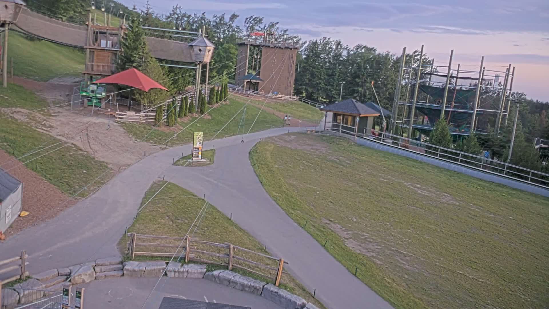 Blue Mountain Village Hotel Area & Collingwood City Skyline Live Cam - Collingwood, Blue Mountains, Simcoe, Ontario, Canada