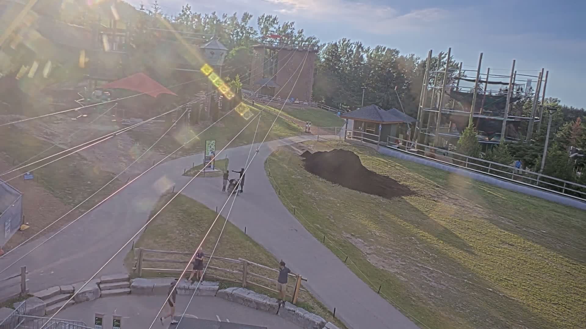 Blue Mountain Village Hotel Area & Collingwood City Skyline Live Cam - Collingwood, Blue Mountains, Simcoe, Ontario, Canada
