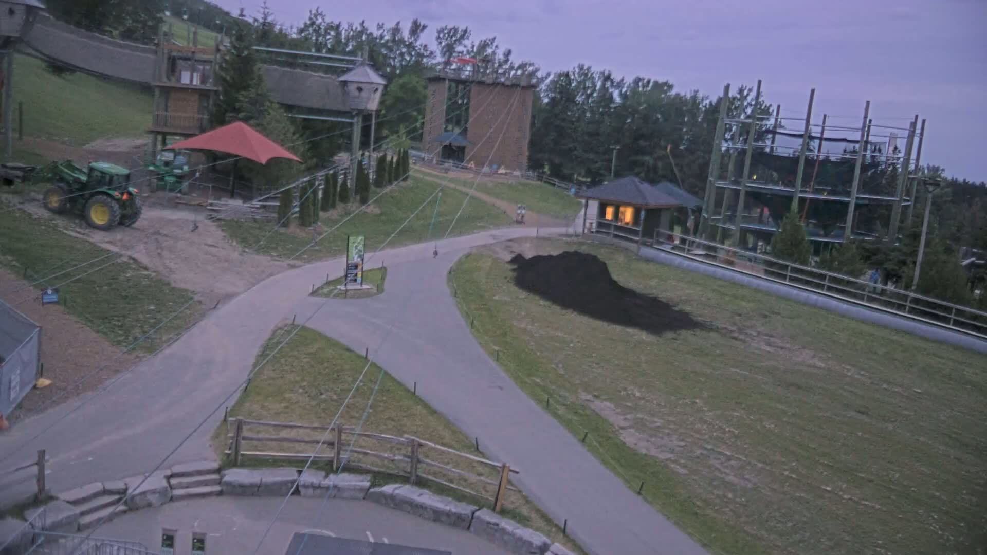 Blue Mountain Village Hotel Area & Collingwood City Skyline Live Cam - Collingwood, Blue Mountains, Simcoe, Ontario, Canada