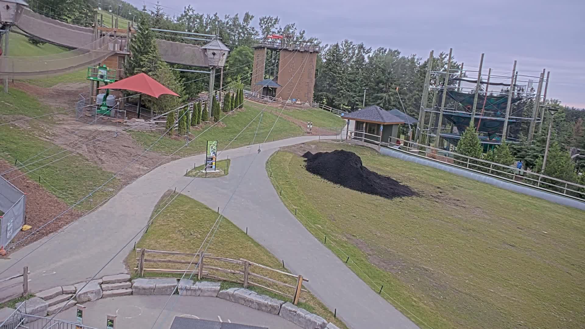 Blue Mountain Village Hotel Area & Collingwood City Skyline Live Cam - Collingwood, Blue Mountains, Simcoe, Ontario, Canada