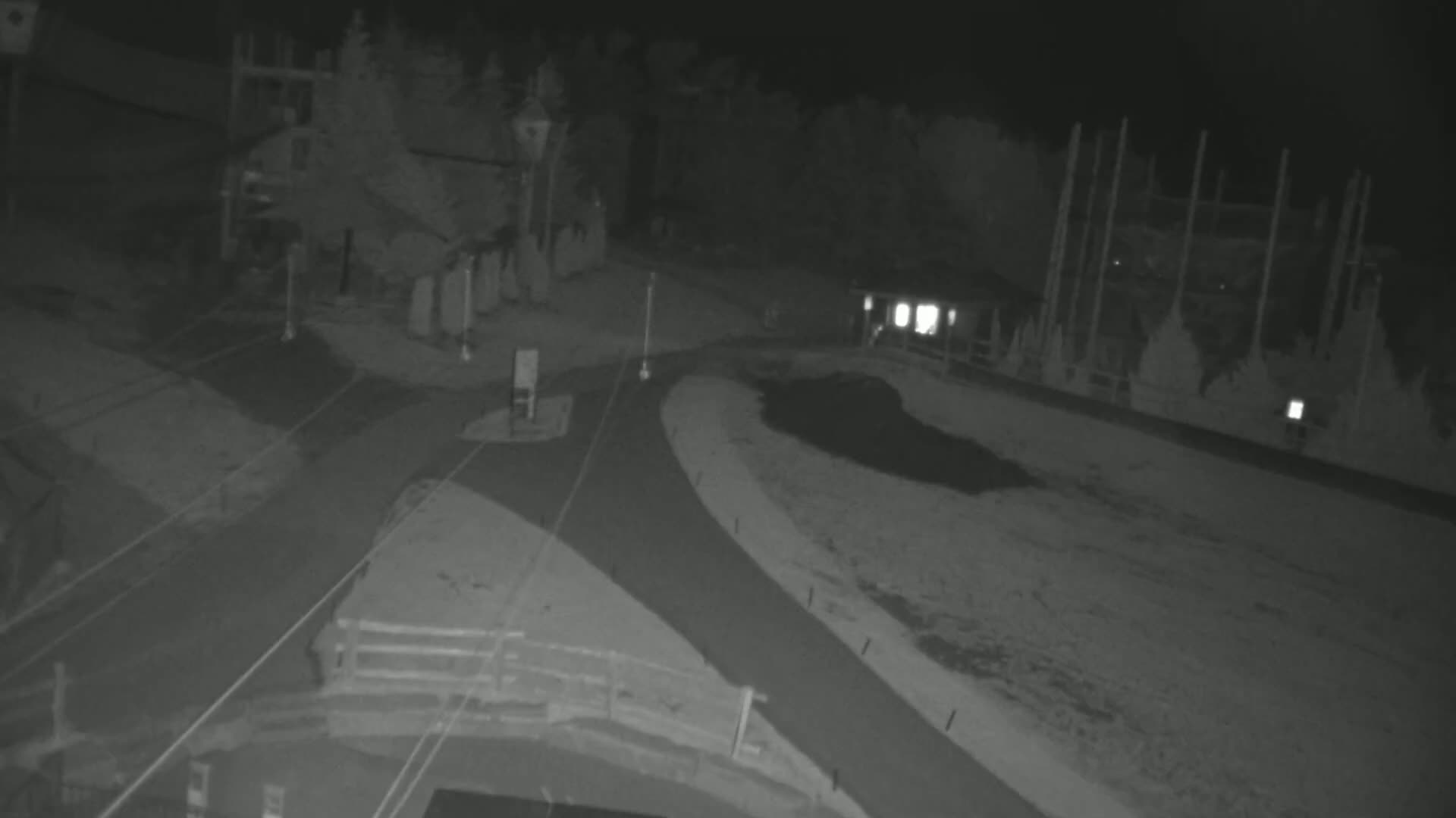 Blue Mountain Village Hotel Area & Collingwood City Skyline Live Cam - Collingwood, Blue Mountains, Simcoe, Ontario, Canada