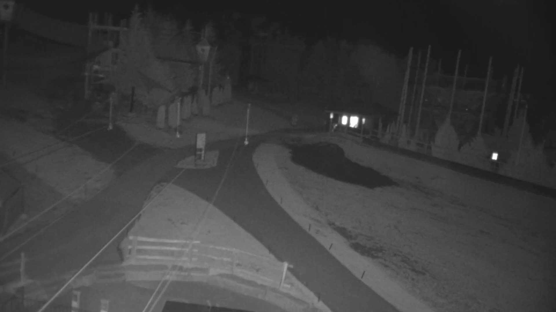Blue Mountain Village Hotel Area & Collingwood City Skyline Live Cam - Collingwood, Blue Mountains, Simcoe, Ontario, Canada
