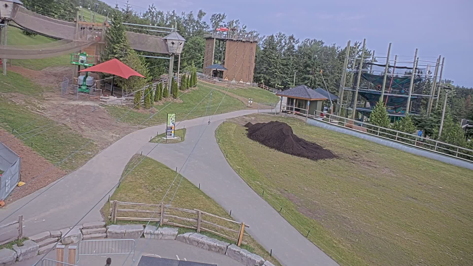 Blue Mountain Village Hotel Area & Collingwood City Skyline Live Cam - Collingwood, Blue Mountains, Simcoe, Ontario, Canada