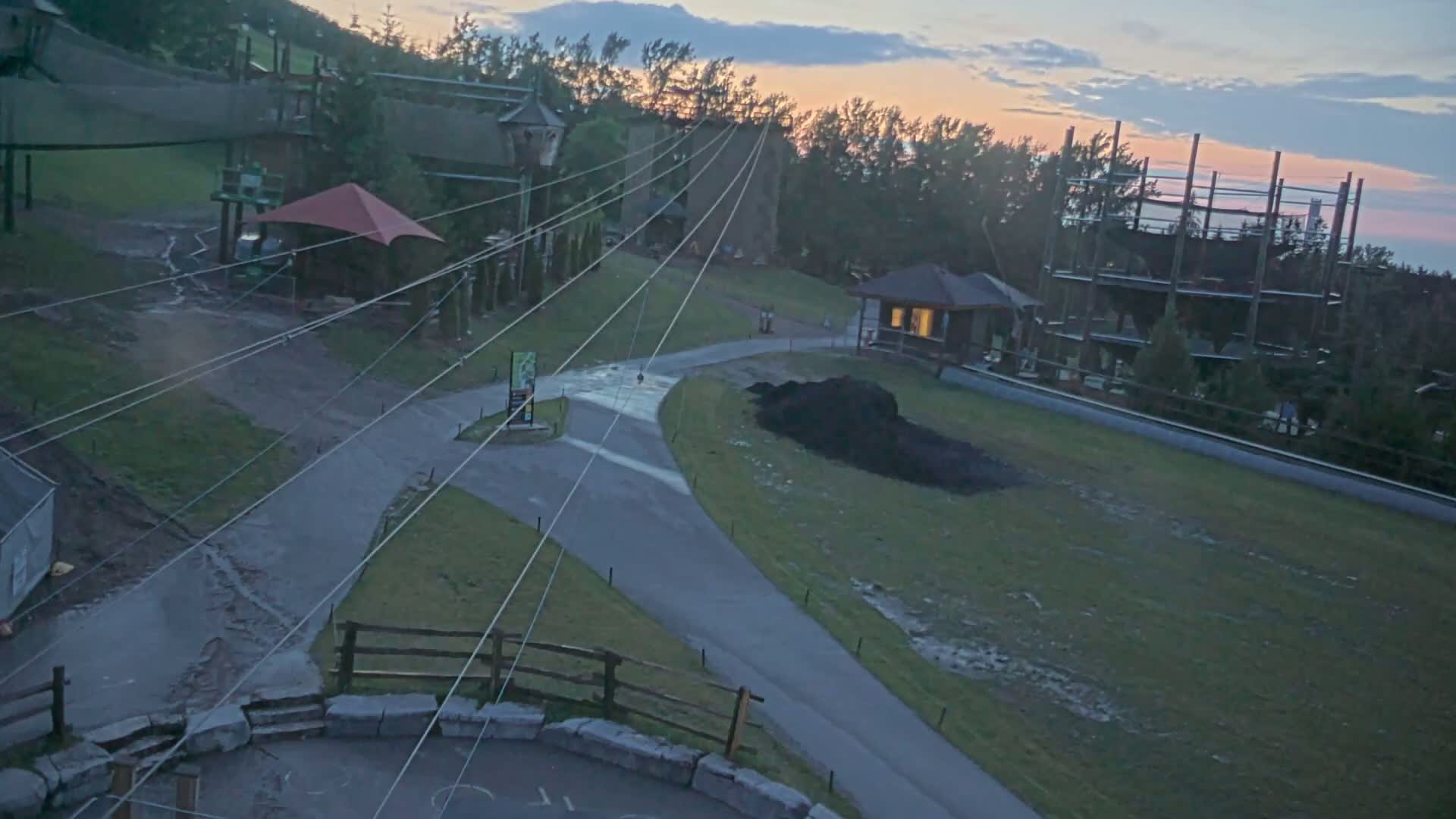 Blue Mountain Village Hotel Area & Collingwood City Skyline Live Cam - Collingwood, Blue Mountains, Simcoe, Ontario, Canada