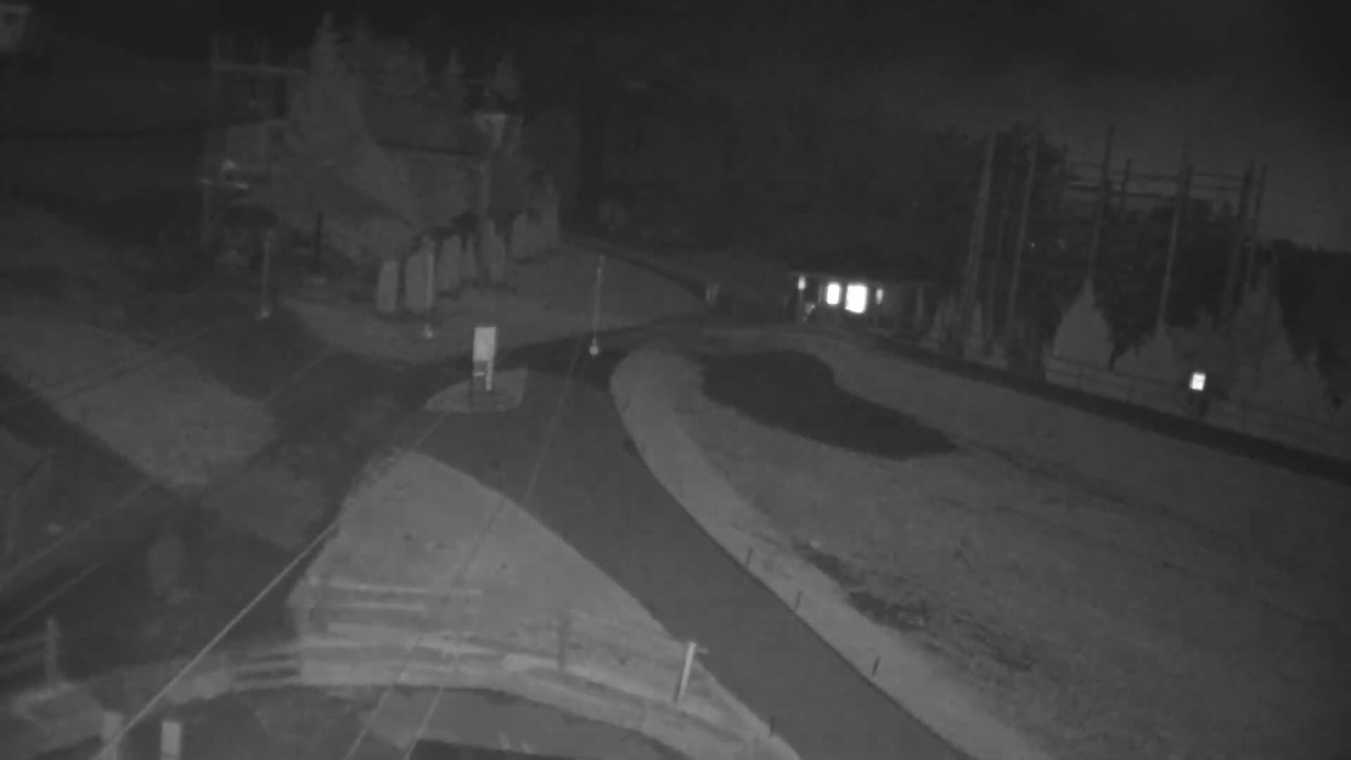 Blue Mountain Village Hotel Area & Collingwood City Skyline Live Cam - Collingwood, Blue Mountains, Simcoe, Ontario, Canada
