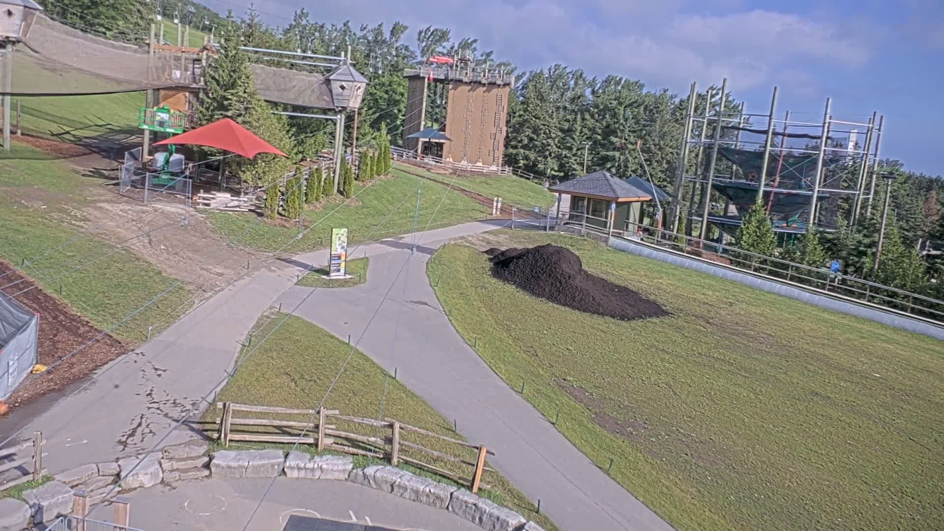 Blue Mountain Village Hotel Area & Collingwood City Skyline Live Cam - Collingwood, Blue Mountains, Simcoe, Ontario, Canada
