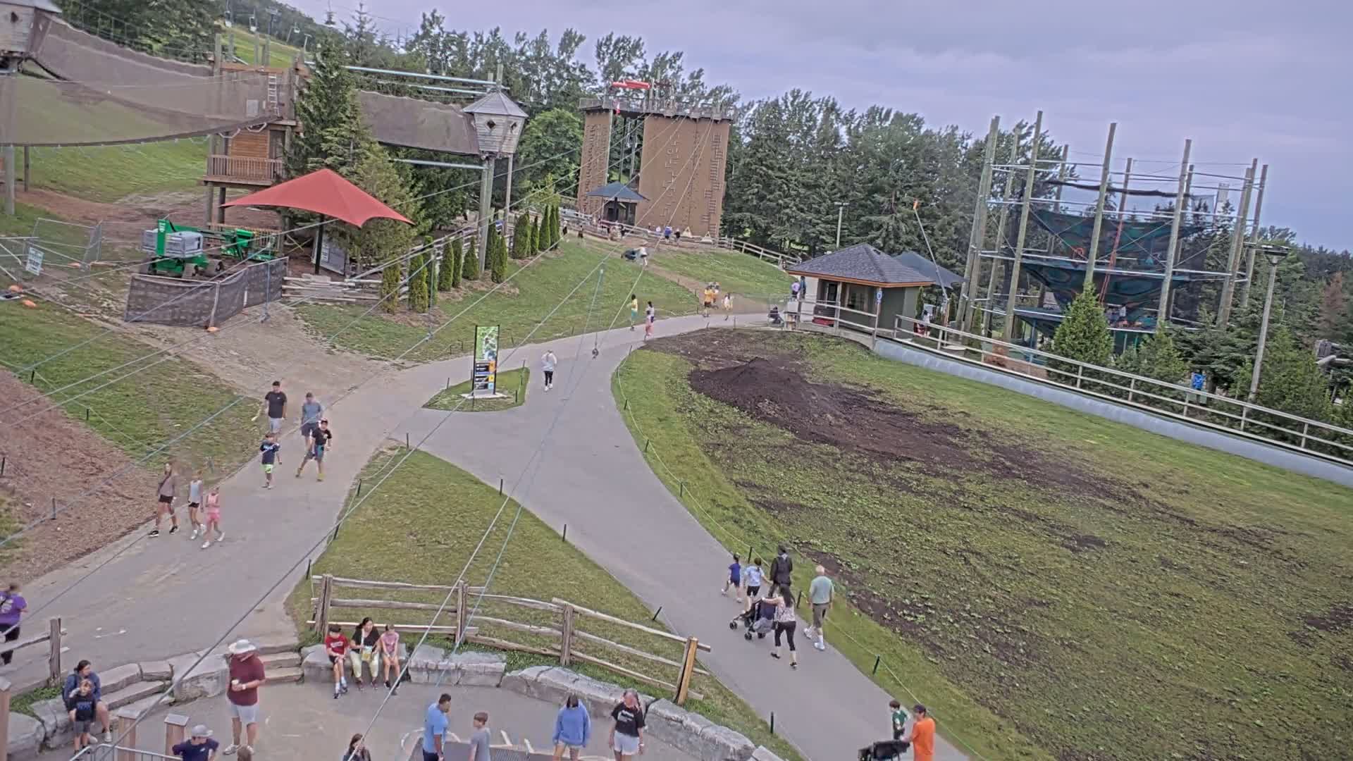 Blue Mountain Village Hotel Area & Collingwood City Skyline Live Cam - Collingwood, Blue Mountains, Simcoe, Ontario, Canada
