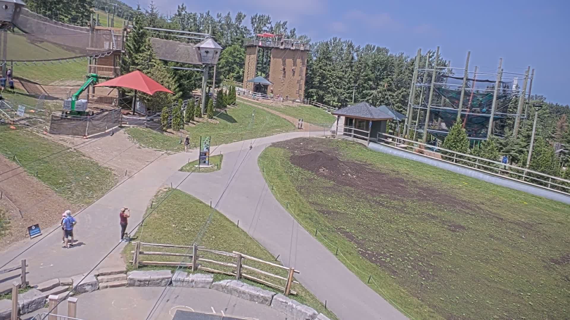 Blue Mountain Village Hotel Area & Collingwood City Skyline Live Cam - Collingwood, Blue Mountains, Simcoe, Ontario, Canada