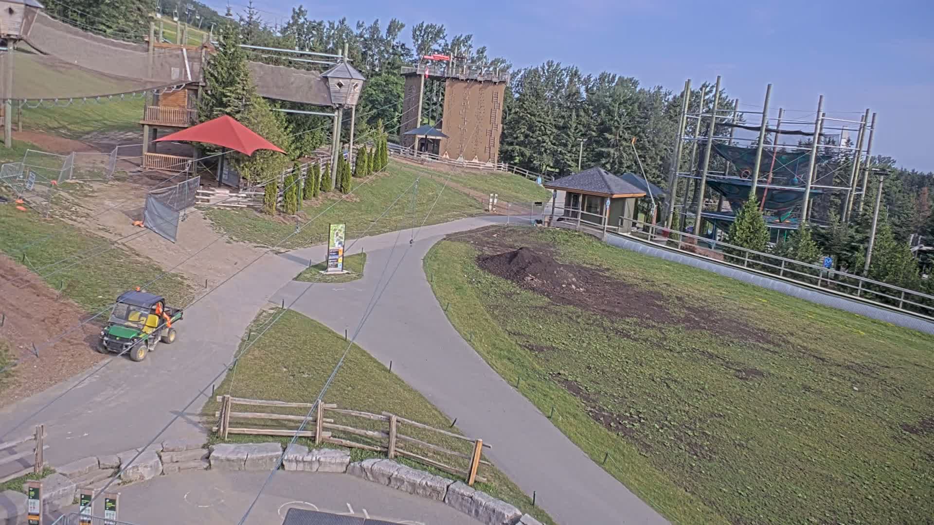 Blue Mountain Village Hotel Area & Collingwood City Skyline Live Cam - Collingwood, Blue Mountains, Simcoe, Ontario, Canada