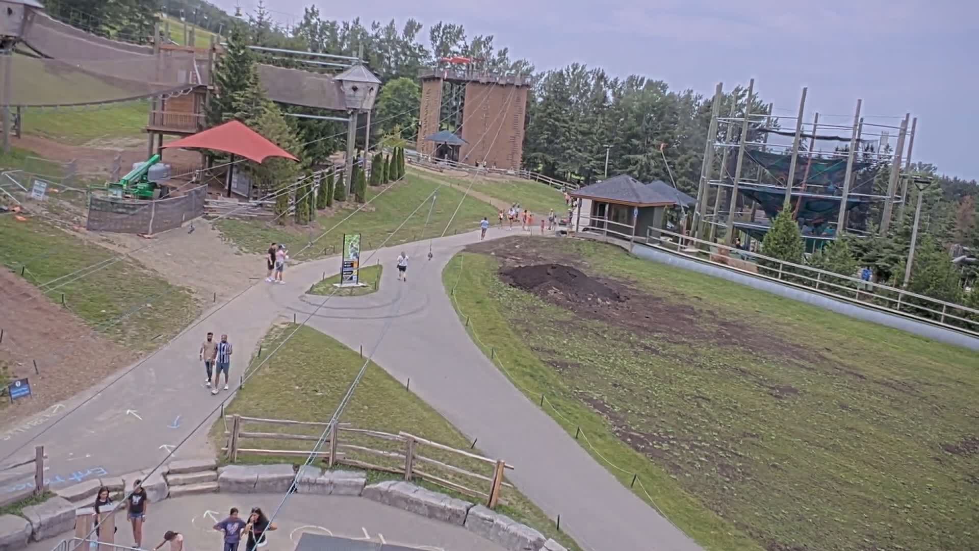 Blue Mountain Village Hotel Area & Collingwood City Skyline Live Cam - Collingwood, Blue Mountains, Simcoe, Ontario, Canada