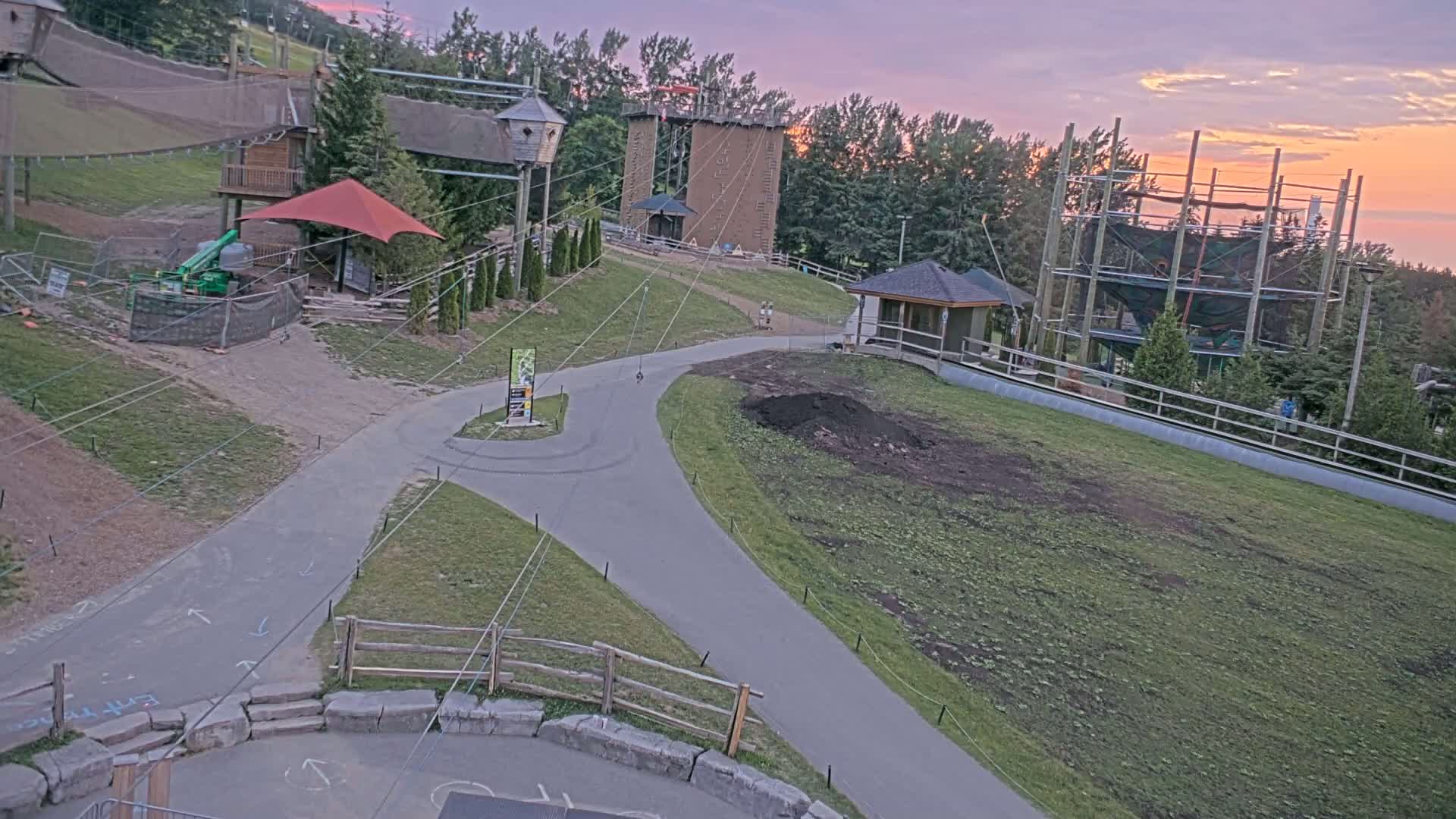 Blue Mountain Village Hotel Area & Collingwood City Skyline Live Cam - Collingwood, Blue Mountains, Simcoe, Ontario, Canada