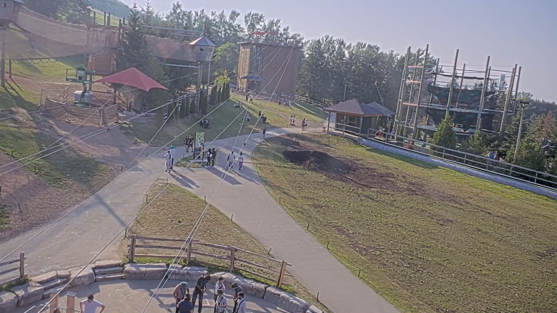 Blue Mountain Village Hotel Area & Collingwood City Skyline Live Cam - Collingwood, Blue Mountains, Simcoe, Ontario, Canada