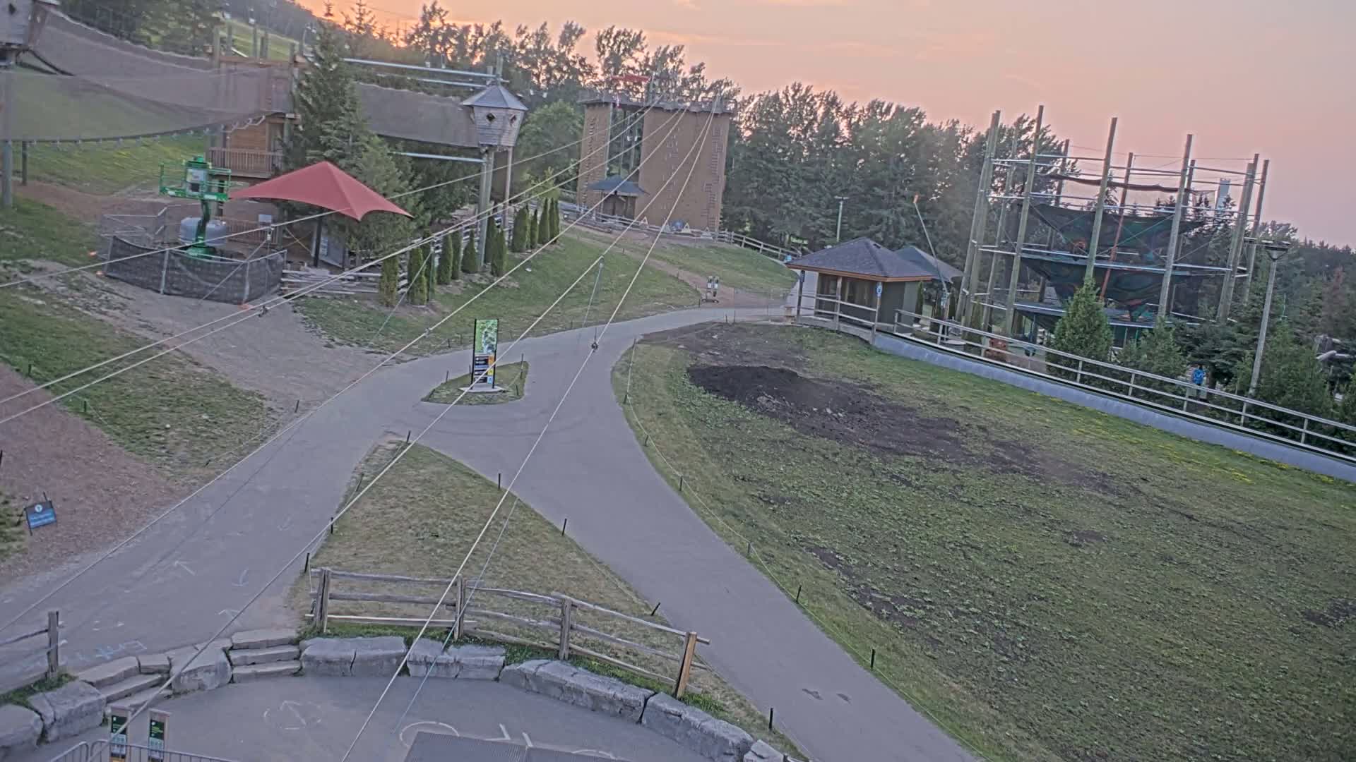 Blue Mountain Village Hotel Area & Collingwood City Skyline Live Cam - Collingwood, Blue Mountains, Simcoe, Ontario, Canada
