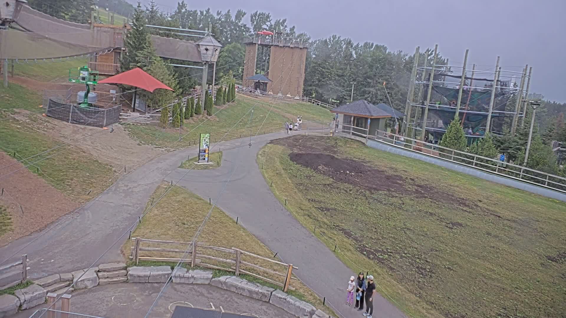 Blue Mountain Village Hotel Area & Collingwood City Skyline Live Cam - Collingwood, Blue Mountains, Simcoe, Ontario, Canada