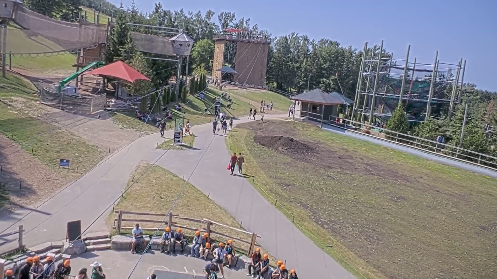 Blue Mountain Village Hotel Area & Collingwood City Skyline Live Cam - Collingwood, Blue Mountains, Simcoe, Ontario, Canada