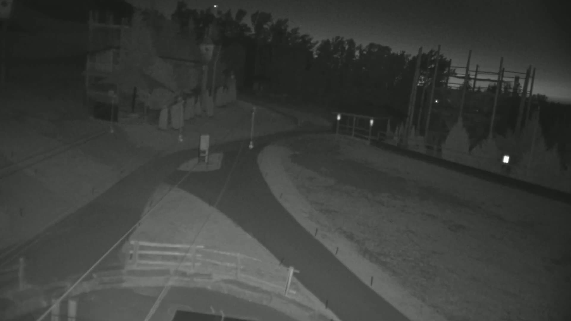 Blue Mountain Village Hotel Area & Collingwood City Skyline Live Cam - Collingwood, Blue Mountains, Simcoe, Ontario, Canada