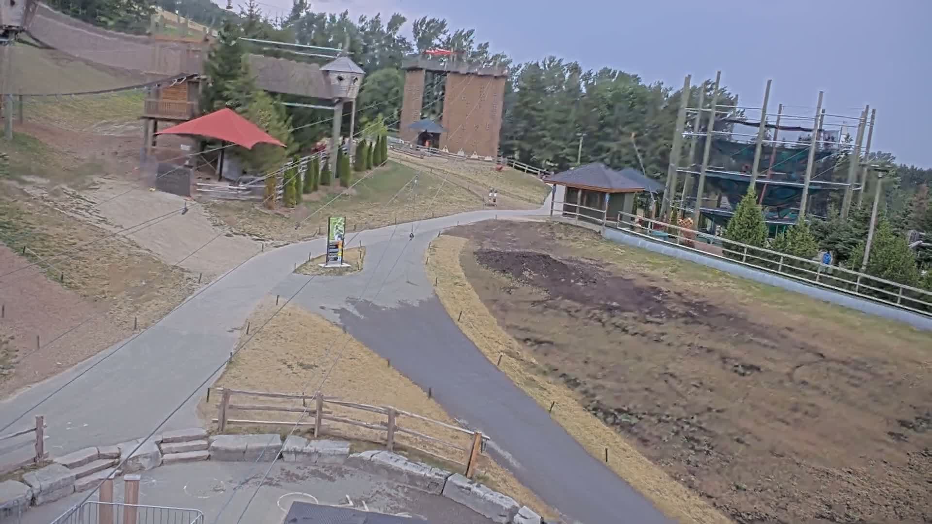 Blue Mountain Village Hotel Area & Collingwood City Skyline Live Cam - Collingwood, Blue Mountains, Simcoe, Ontario, Canada
