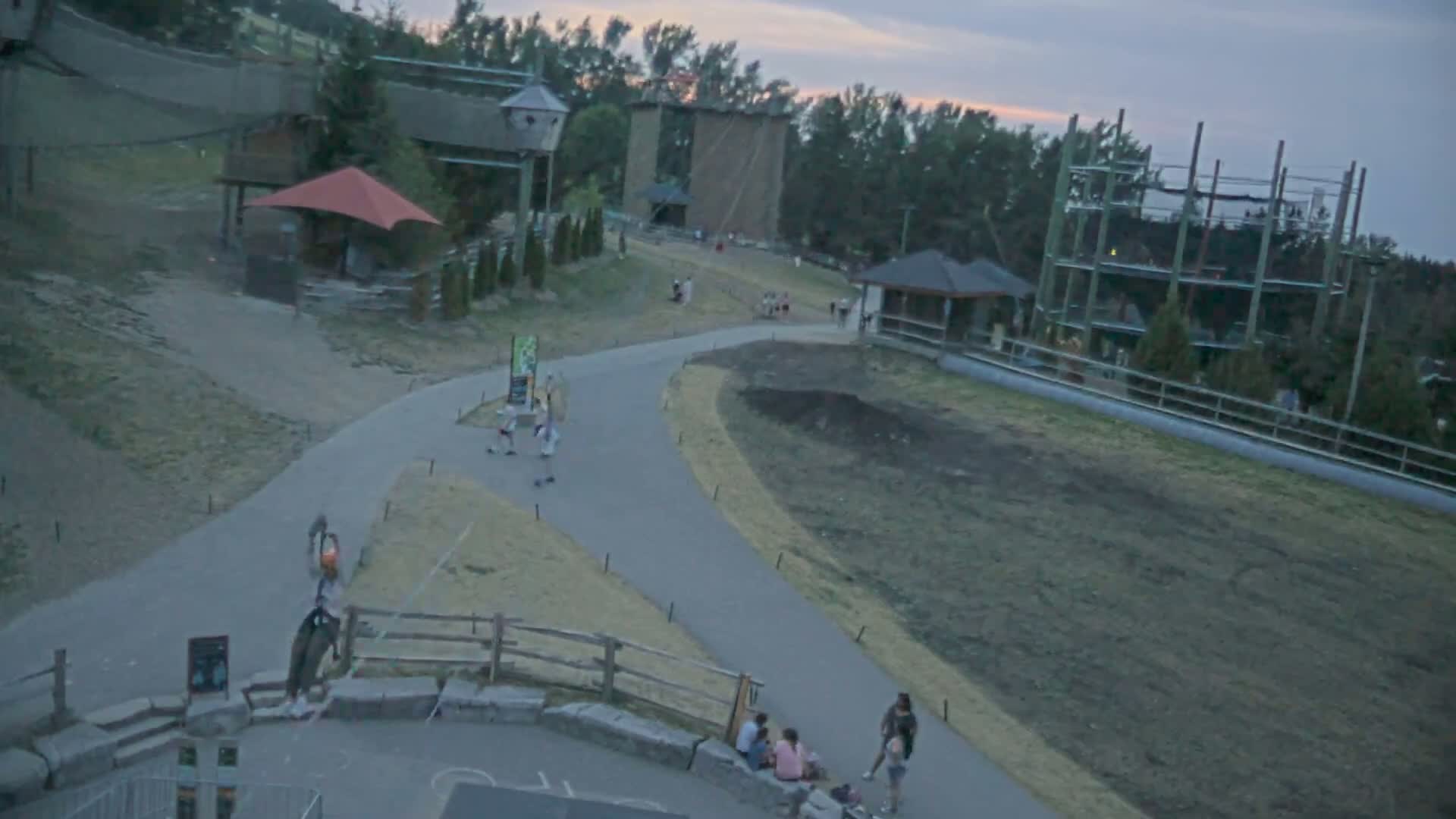 Blue Mountain Village Hotel Area & Collingwood City Skyline Live Cam - Collingwood, Blue Mountains, Simcoe, Ontario, Canada