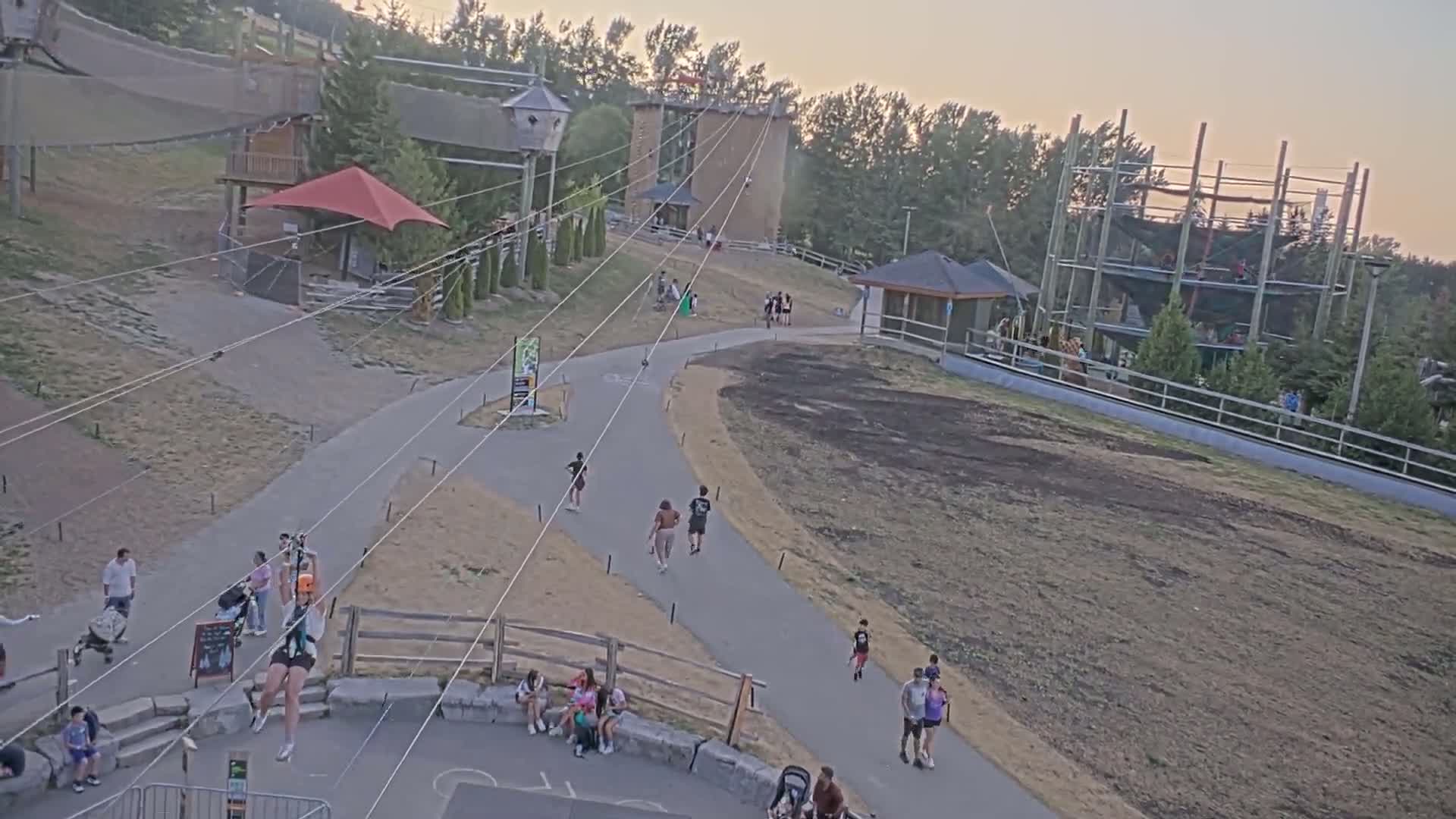 Blue Mountain Village Hotel Area & Collingwood City Skyline Live Cam - Collingwood, Blue Mountains, Simcoe, Ontario, Canada