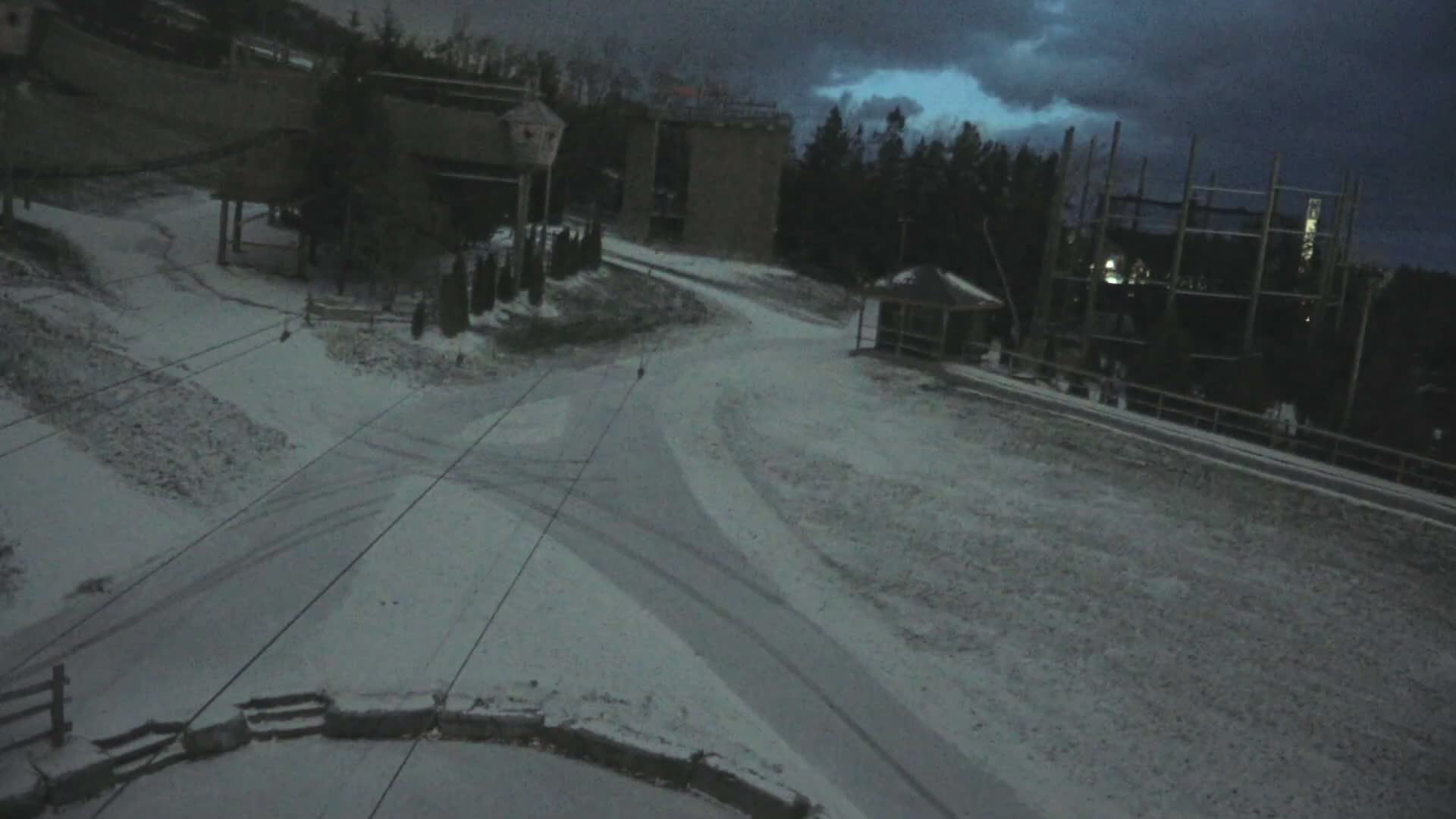 Blue Mountain Village Hotel Area & Collingwood City Skyline Live Cam - Collingwood, Blue Mountains, Simcoe, Ontario, Canada