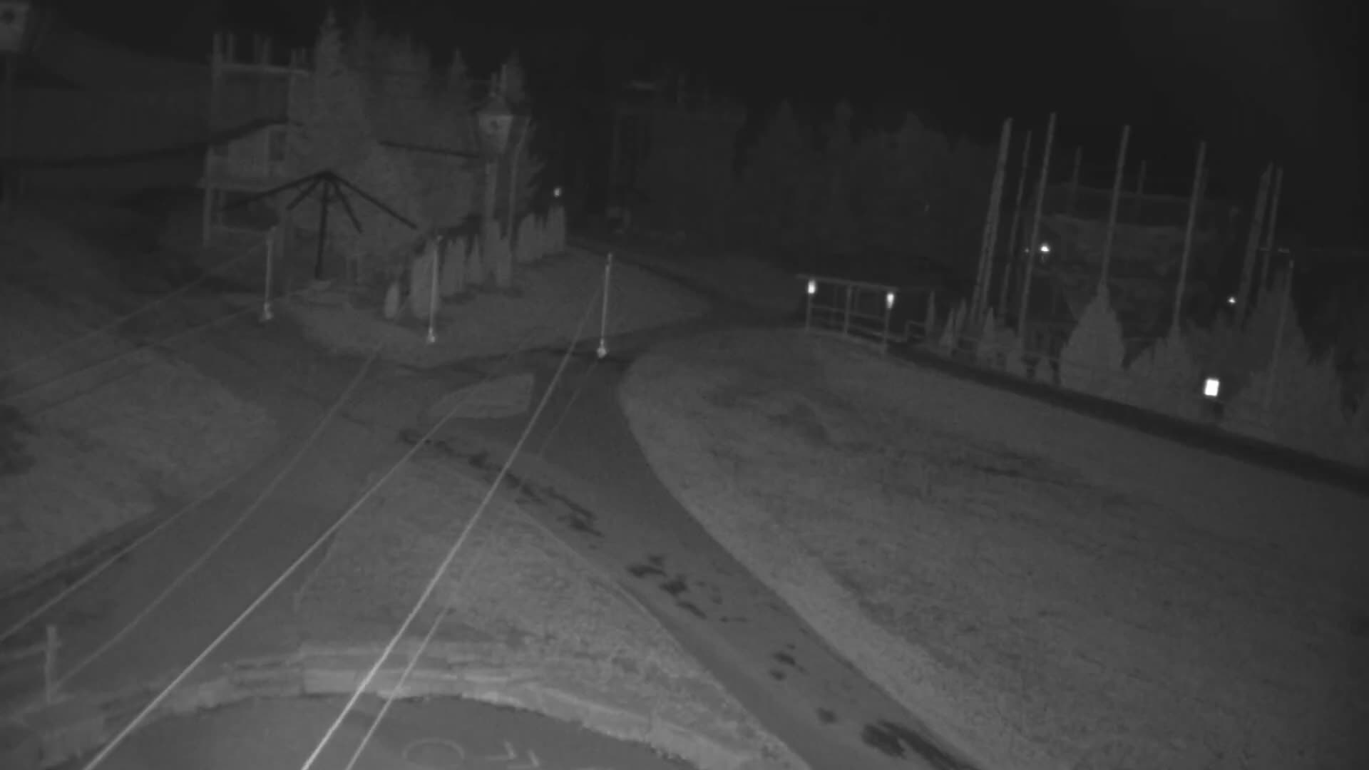 Blue Mountain Village Hotel Area & Collingwood City Skyline Live Cam - Collingwood, Blue Mountains, Simcoe, Ontario, Canada