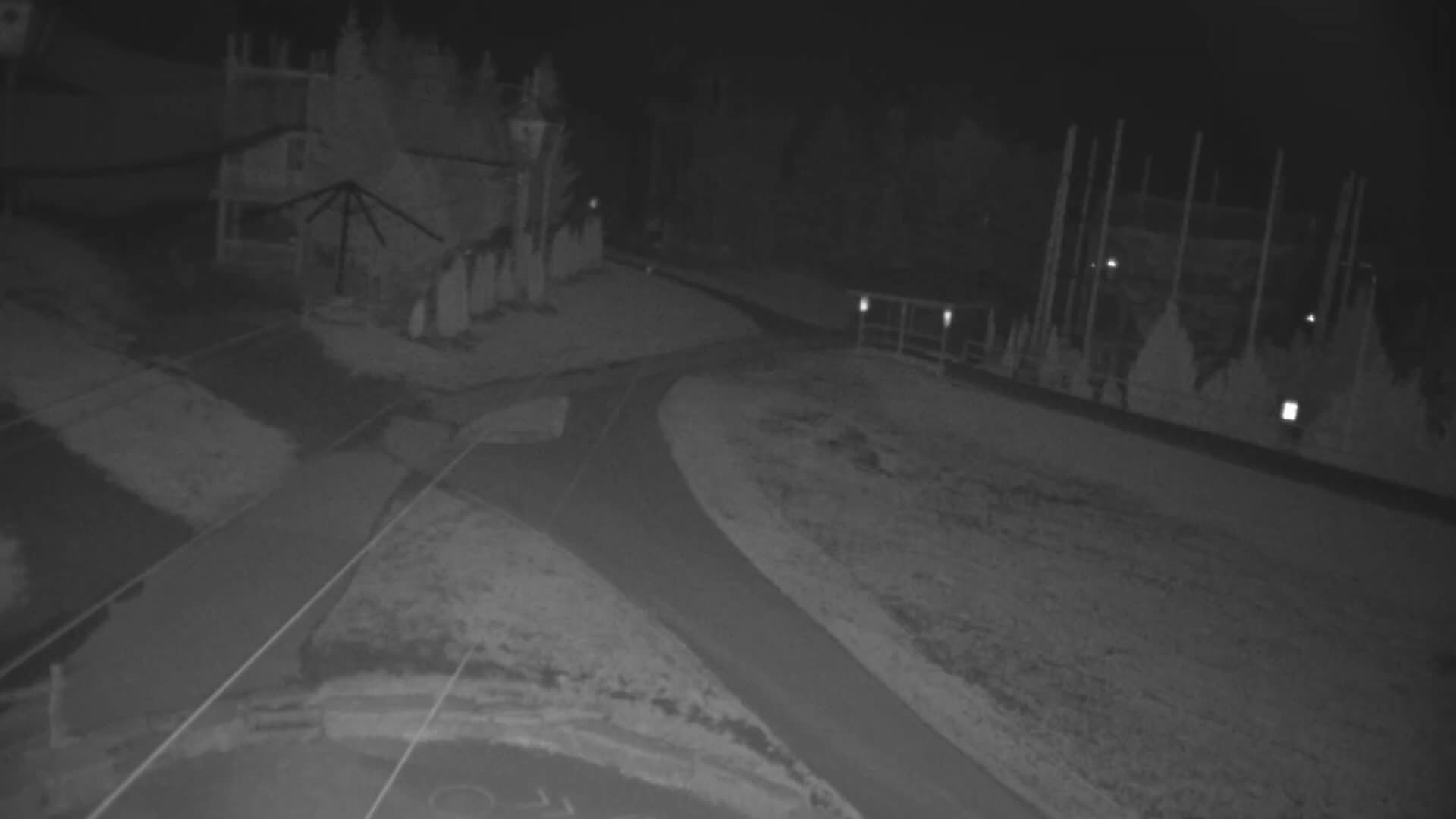 Blue Mountain Village Hotel Area & Collingwood City Skyline Live Cam - Collingwood, Blue Mountains, Simcoe, Ontario, Canada