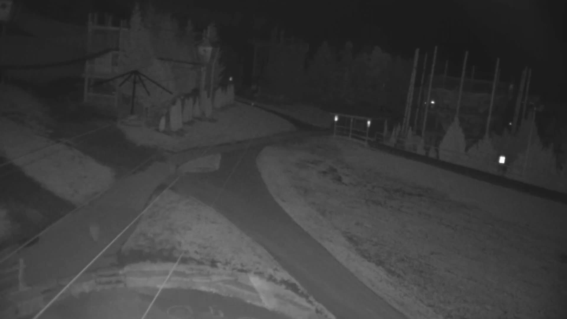 Blue Mountain Village Hotel Area & Collingwood City Skyline Live Cam - Collingwood, Blue Mountains, Simcoe, Ontario, Canada