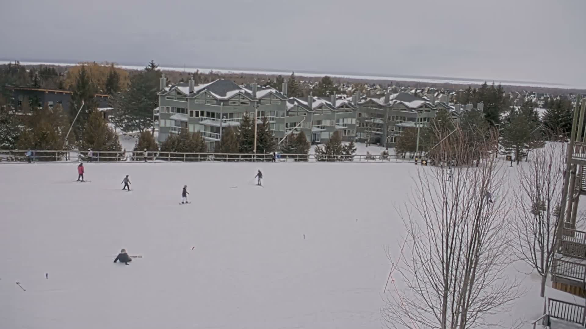 Blue Mountain Village Hotel Area & Collingwood City Skyline Live Cam - Collingwood, Blue Mountains, Simcoe, Ontario, Canada