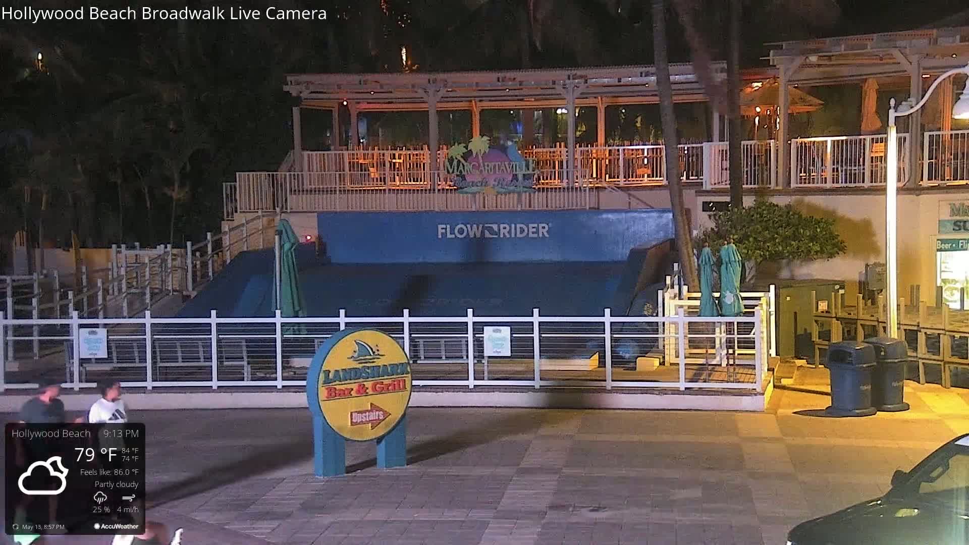Hollywood Beach / Broadwalk & Atlantic Live Cam - Holywood, Broward, Florida, USA