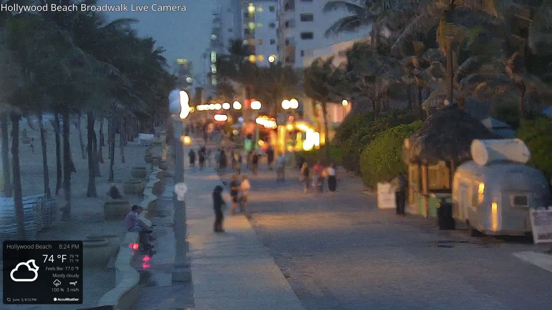 Hollywood Beach / Broadwalk & Atlantic Live Cam - Holywood, Broward, Florida, USA