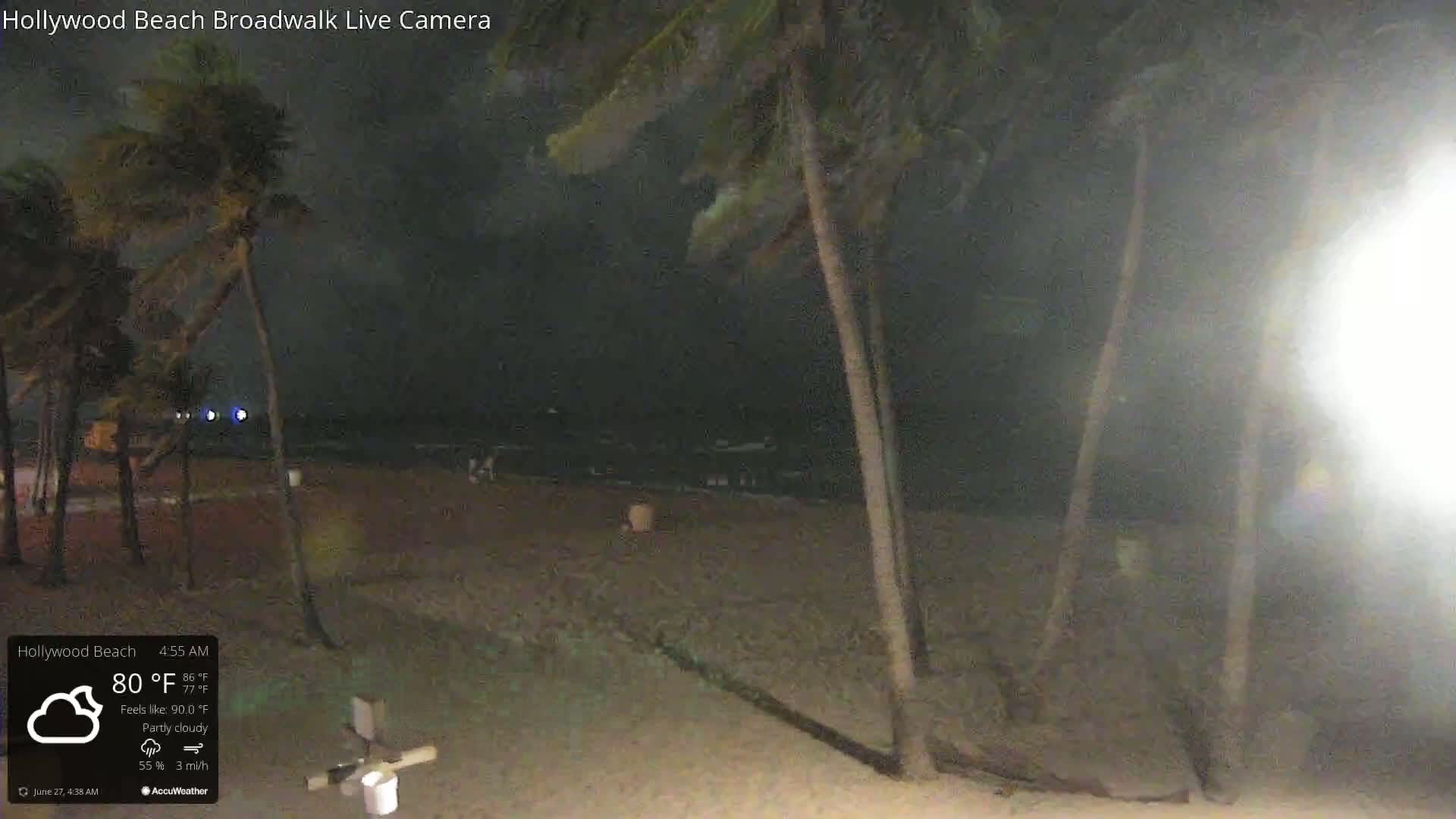 Hollywood Beach / Broadwalk & Atlantic Live Cam - Holywood, Broward, Florida, USA
