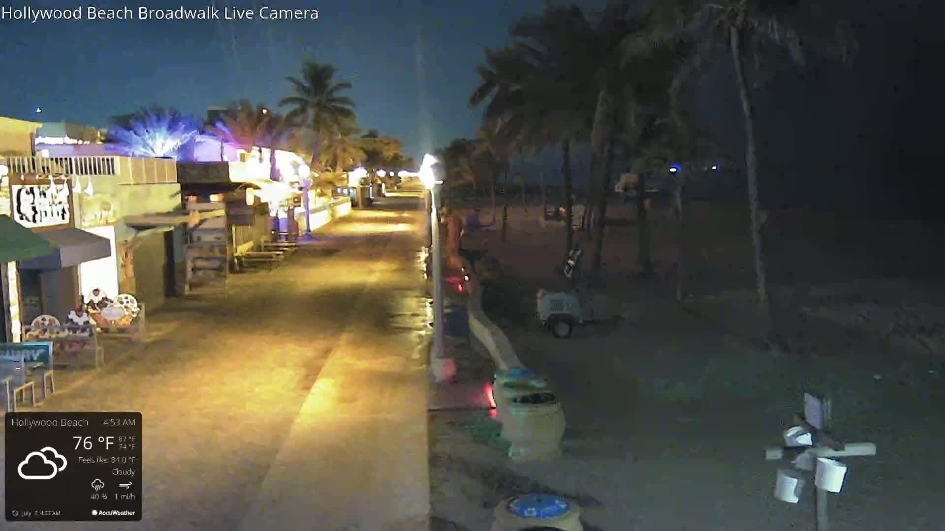 Hollywood Beach / Broadwalk & Atlantic Live Cam - Holywood, Broward, Florida, USA