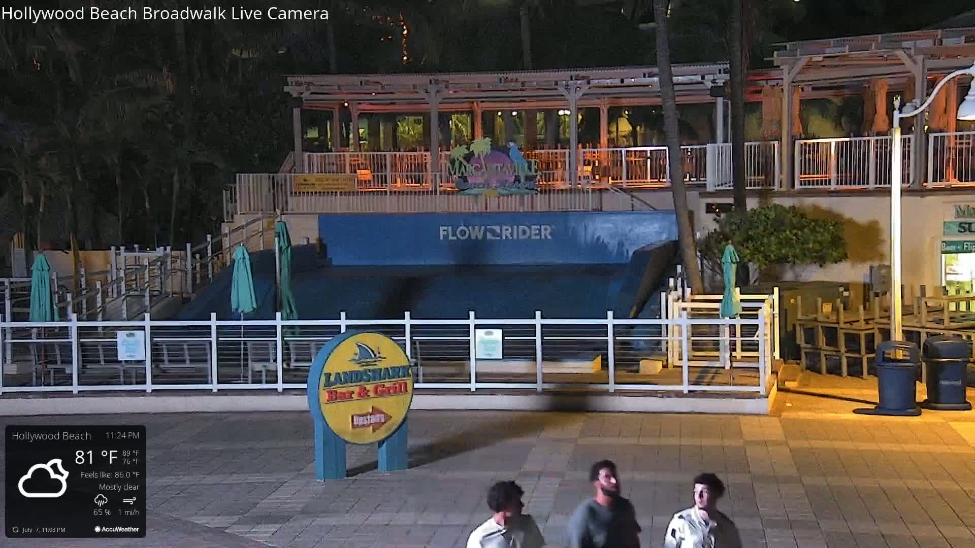 Hollywood Beach / Broadwalk & Atlantic Live Cam - Holywood, Broward, Florida, USA