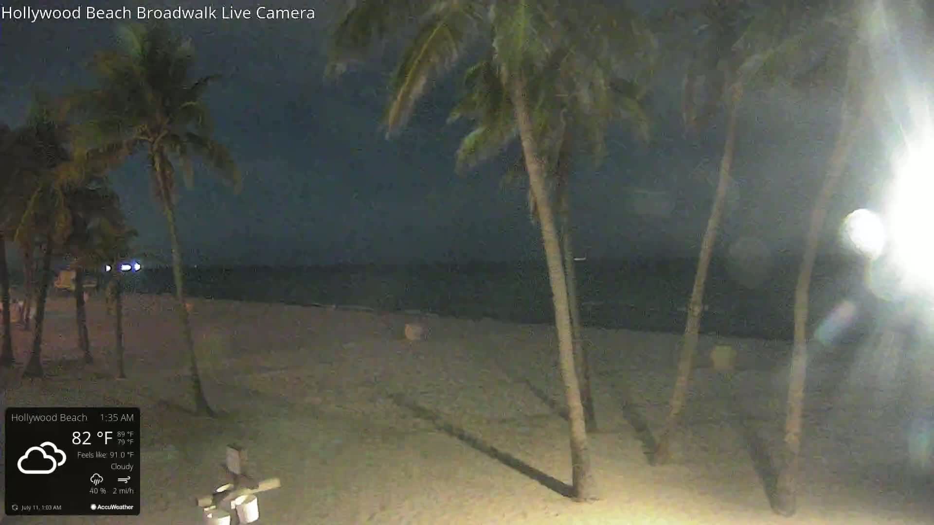Hollywood Beach / Broadwalk & Atlantic Live Cam - Holywood, Broward, Florida, USA