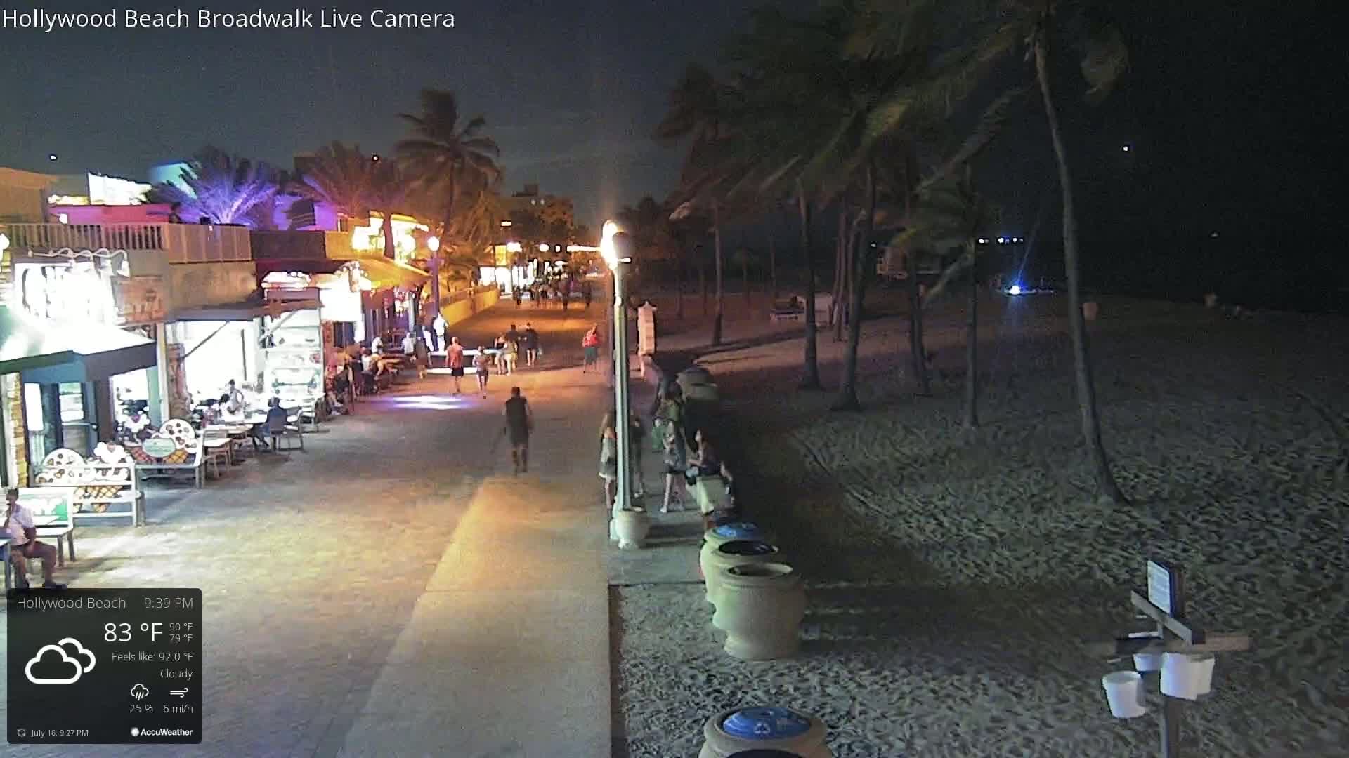 Hollywood Beach / Broadwalk & Atlantic Live Cam - Holywood, Broward, Florida, USA