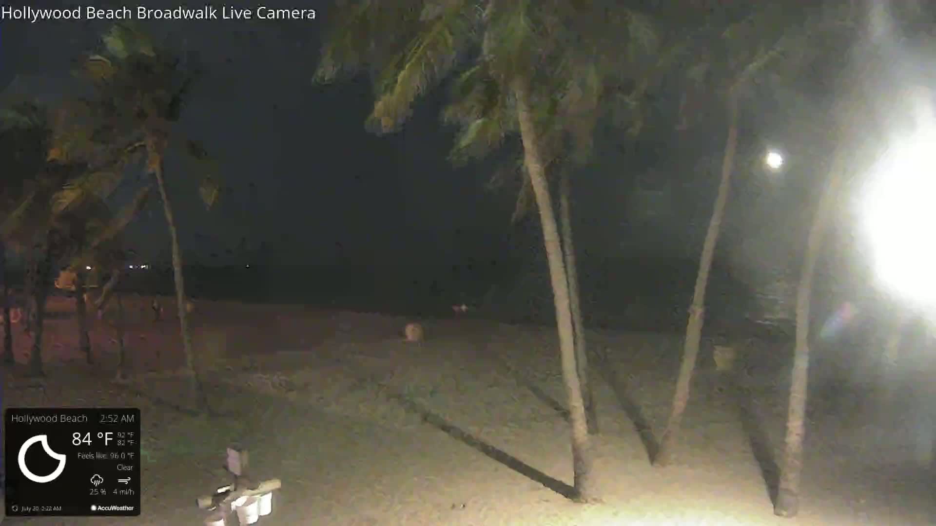 Hollywood Beach / Broadwalk & Atlantic Live Cam - Holywood, Broward, Florida, USA