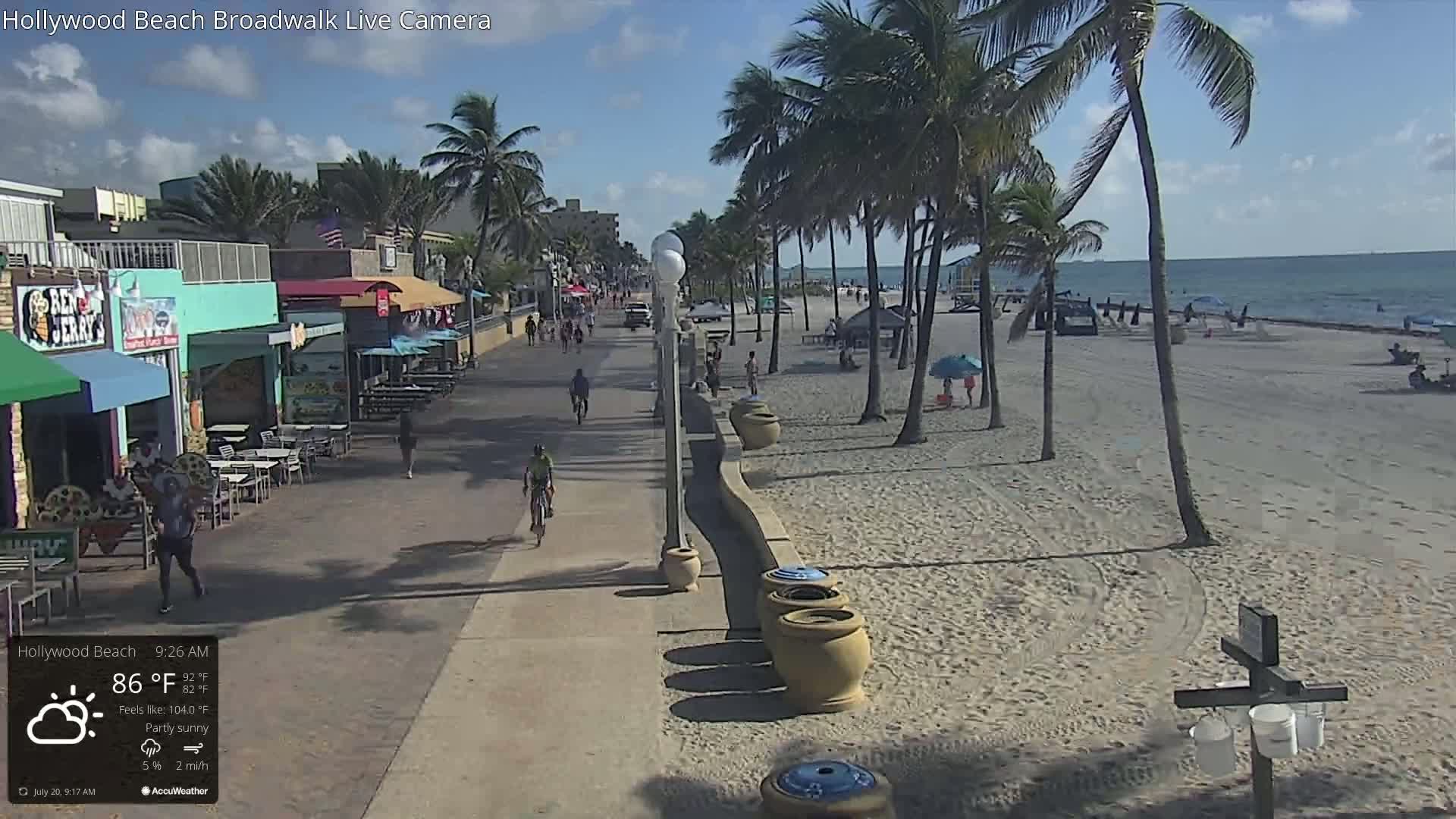 Hollywood Beach / Broadwalk & Atlantic Live Cam - Holywood, Broward, Florida, USA