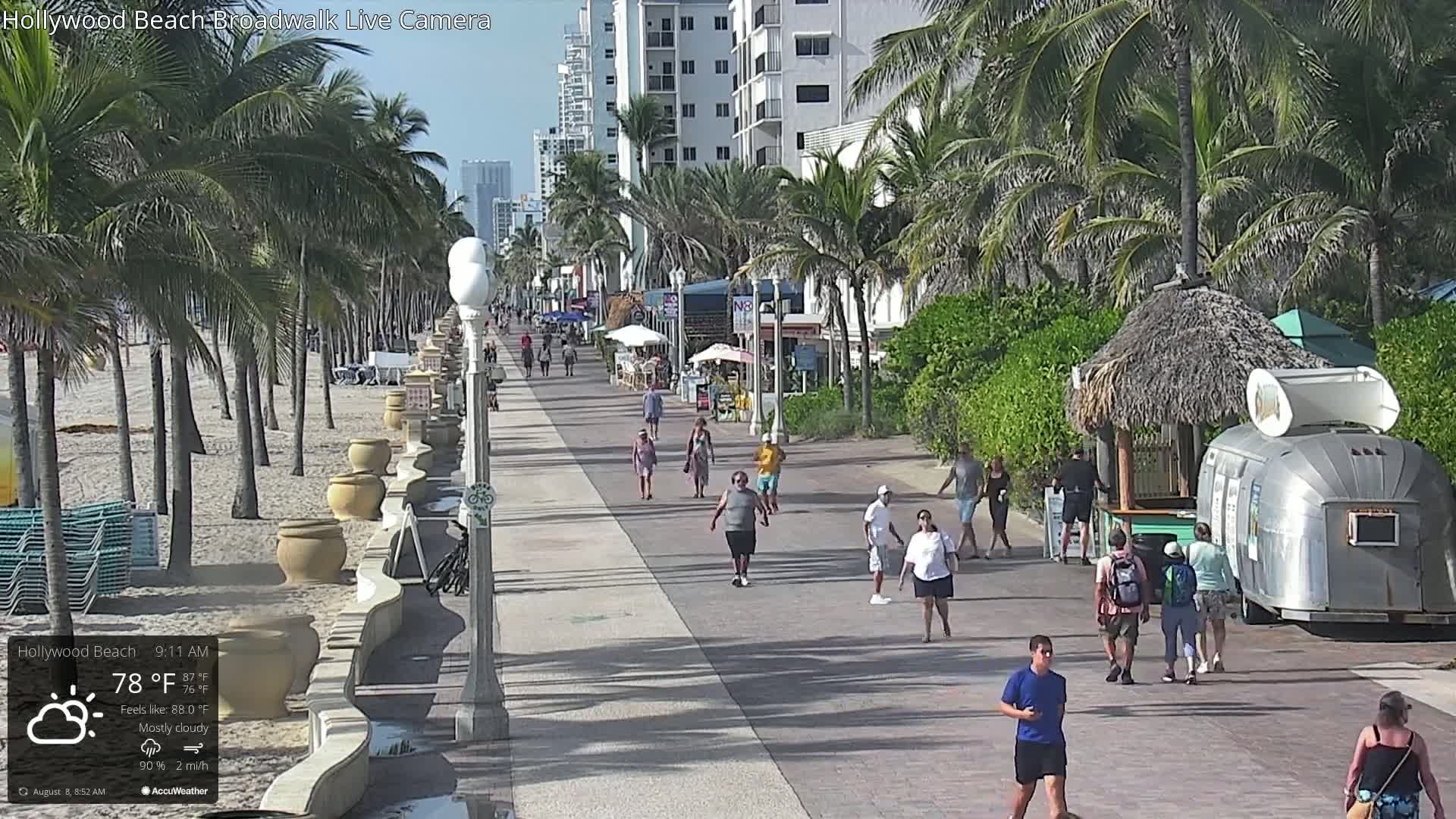 Hollywood Beach / Broadwalk & Atlantic Live Cam - Holywood, Broward, Florida, USA