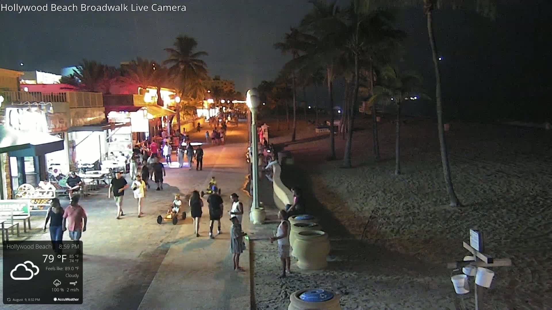 Hollywood Beach / Broadwalk & Atlantic Live Cam - Holywood, Broward, Florida, USA