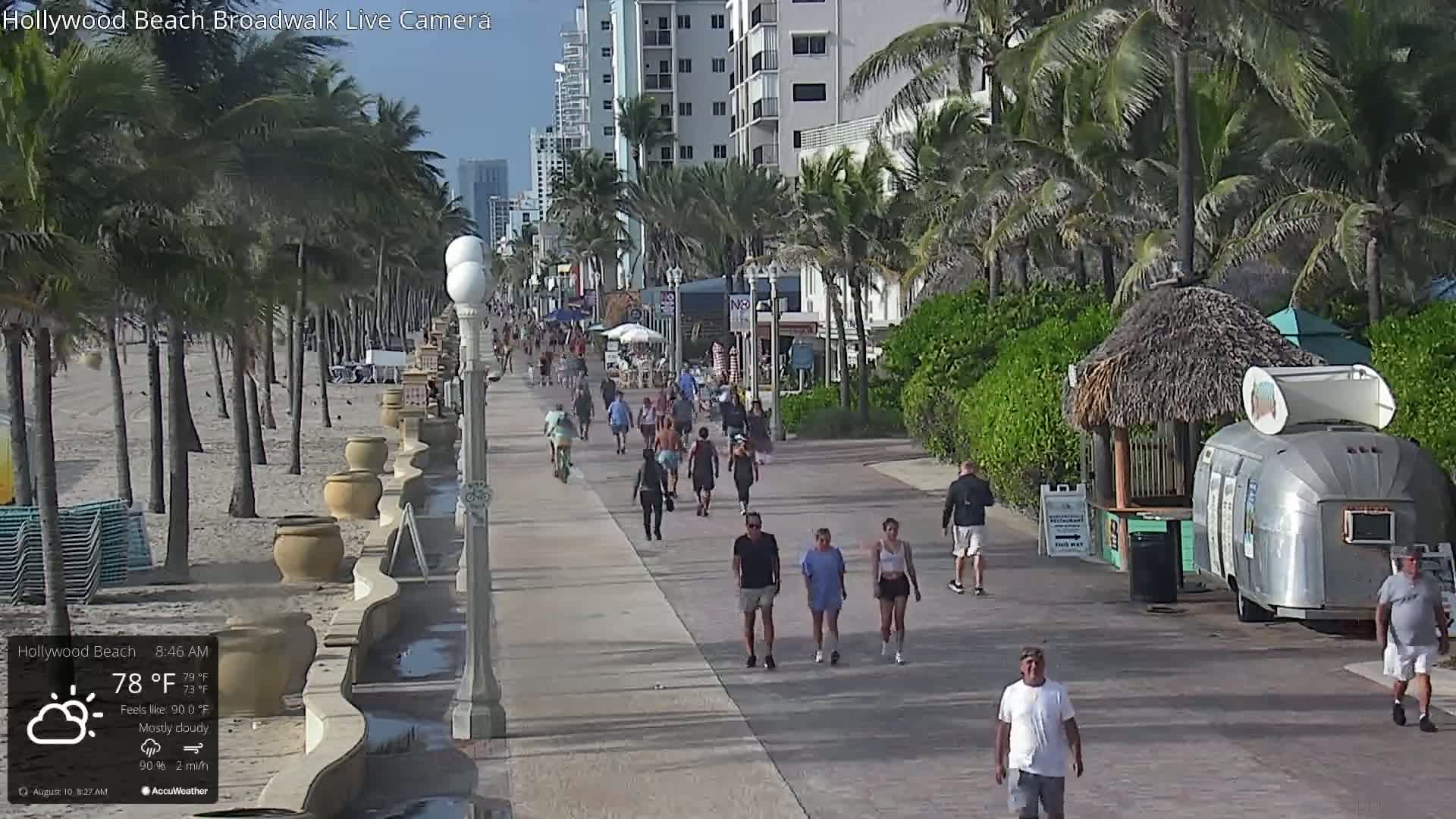 Hollywood Beach / Broadwalk & Atlantic Live Cam - Holywood, Broward, Florida, USA